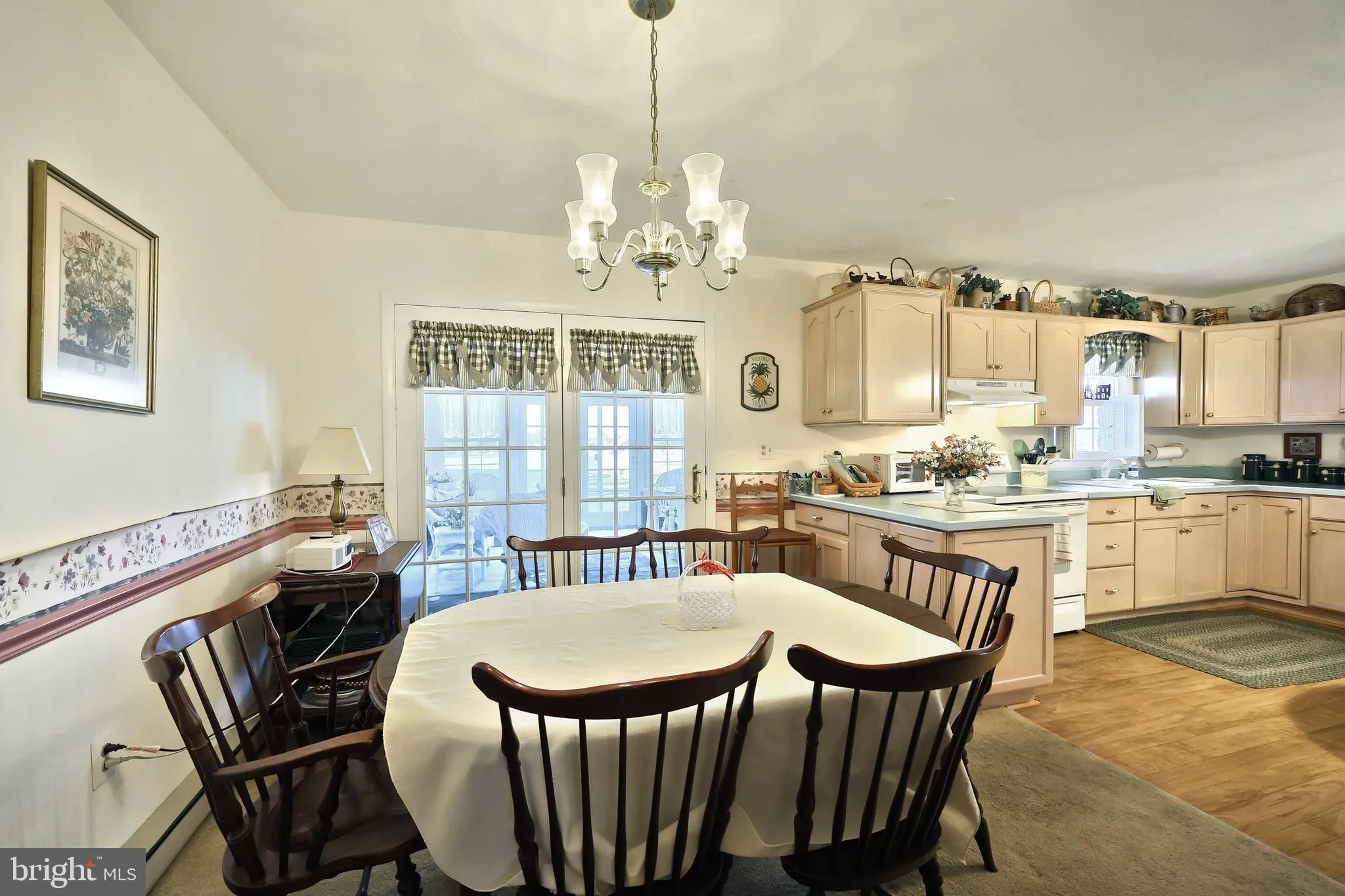 Hanover, Pennsylvania 17331, United States, 3 Bedrooms Bedrooms, ,1 BathroomBathrooms,Residential,Pending,239412