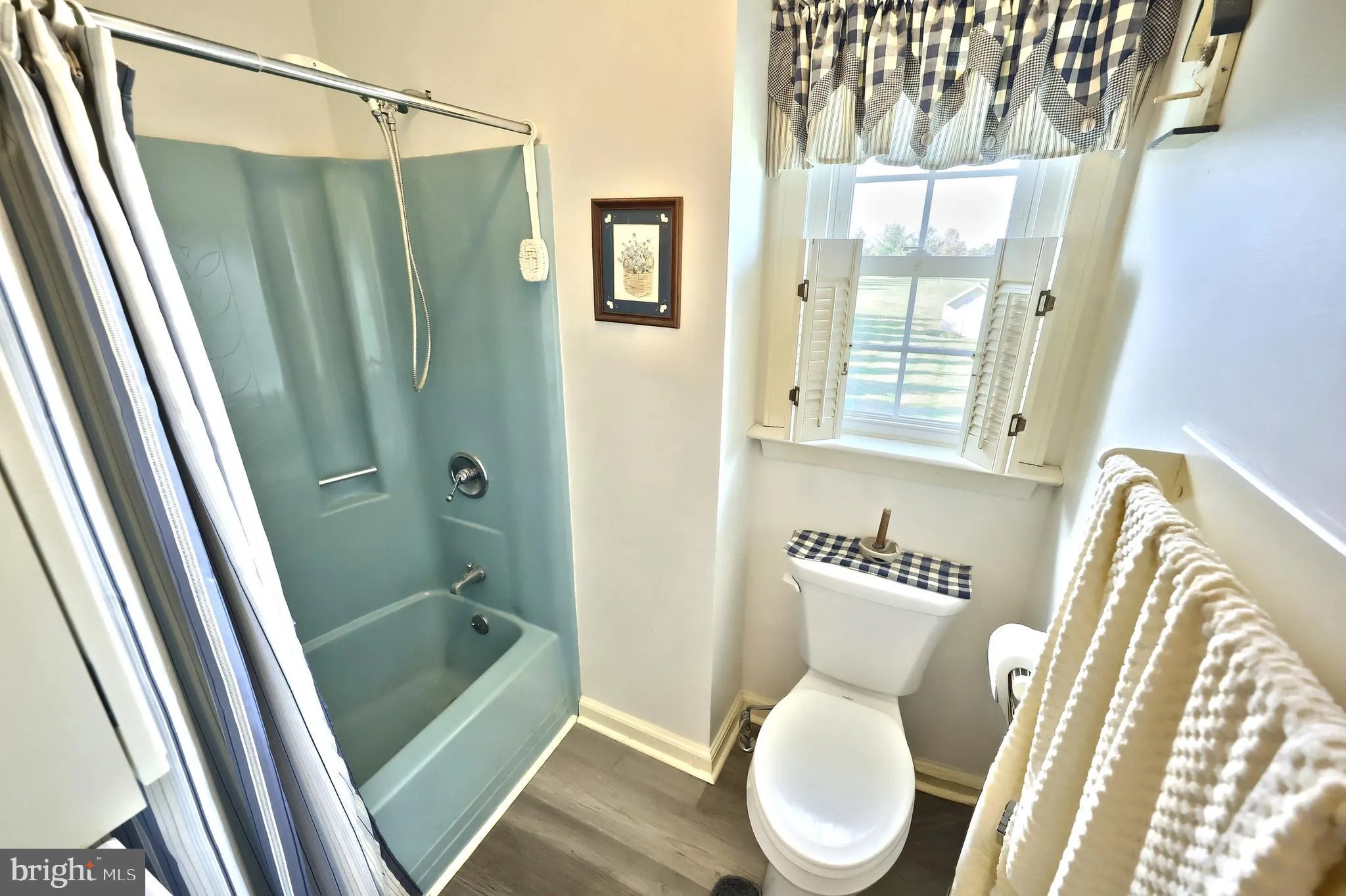 Hanover, Pennsylvania 17331, United States, 3 Bedrooms Bedrooms, ,1 BathroomBathrooms,Residential,Pending,239412