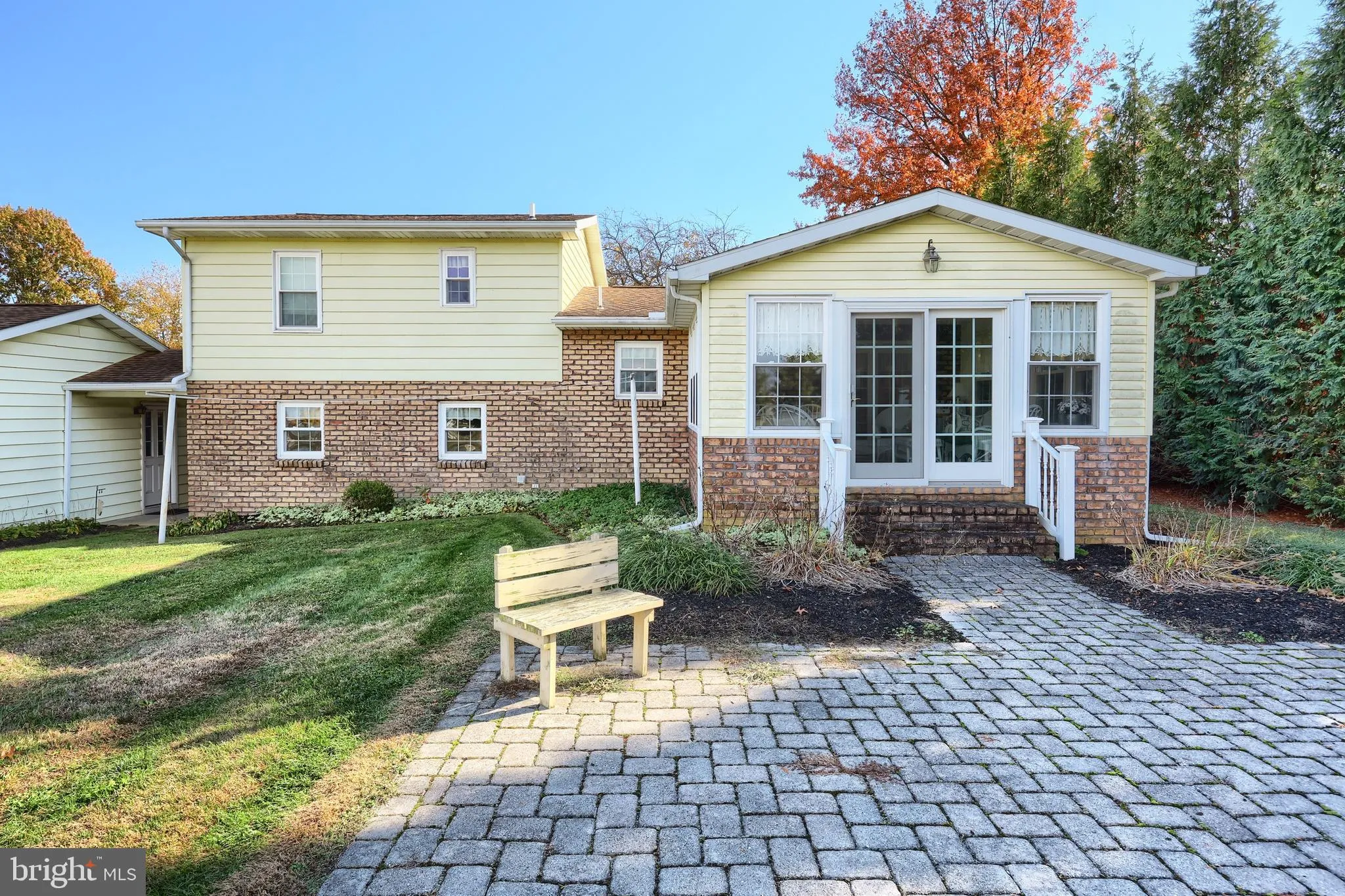 Hanover, Pennsylvania 17331, United States, 3 Bedrooms Bedrooms, ,1 BathroomBathrooms,Residential,Pending,239412