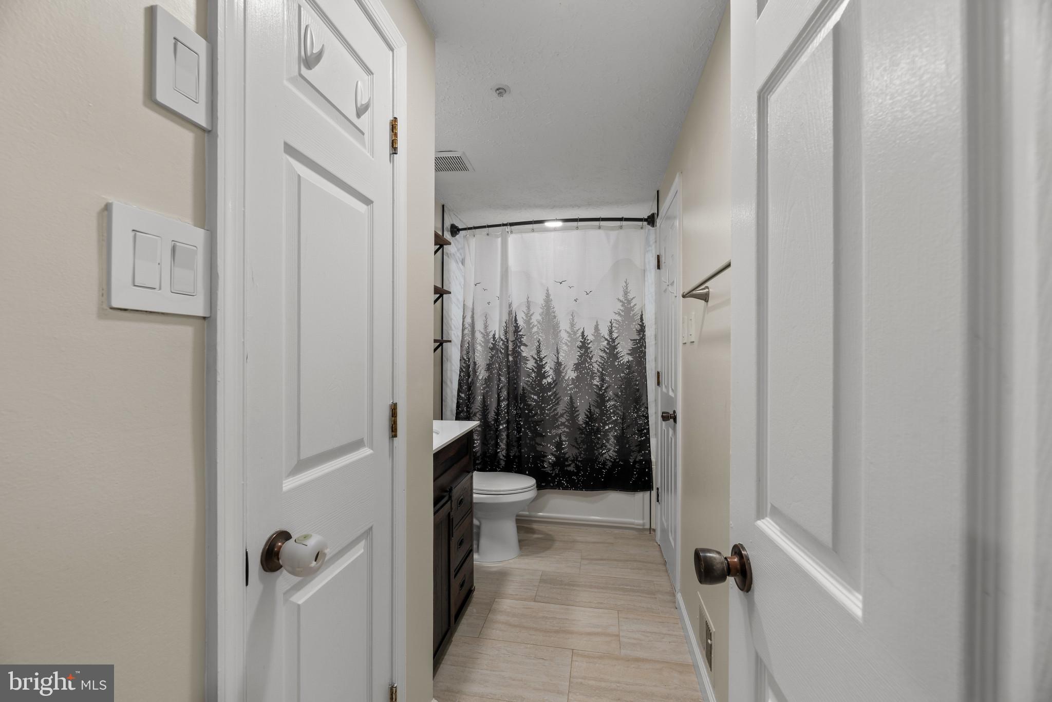 SHIPLEY MEADOWS - Residential