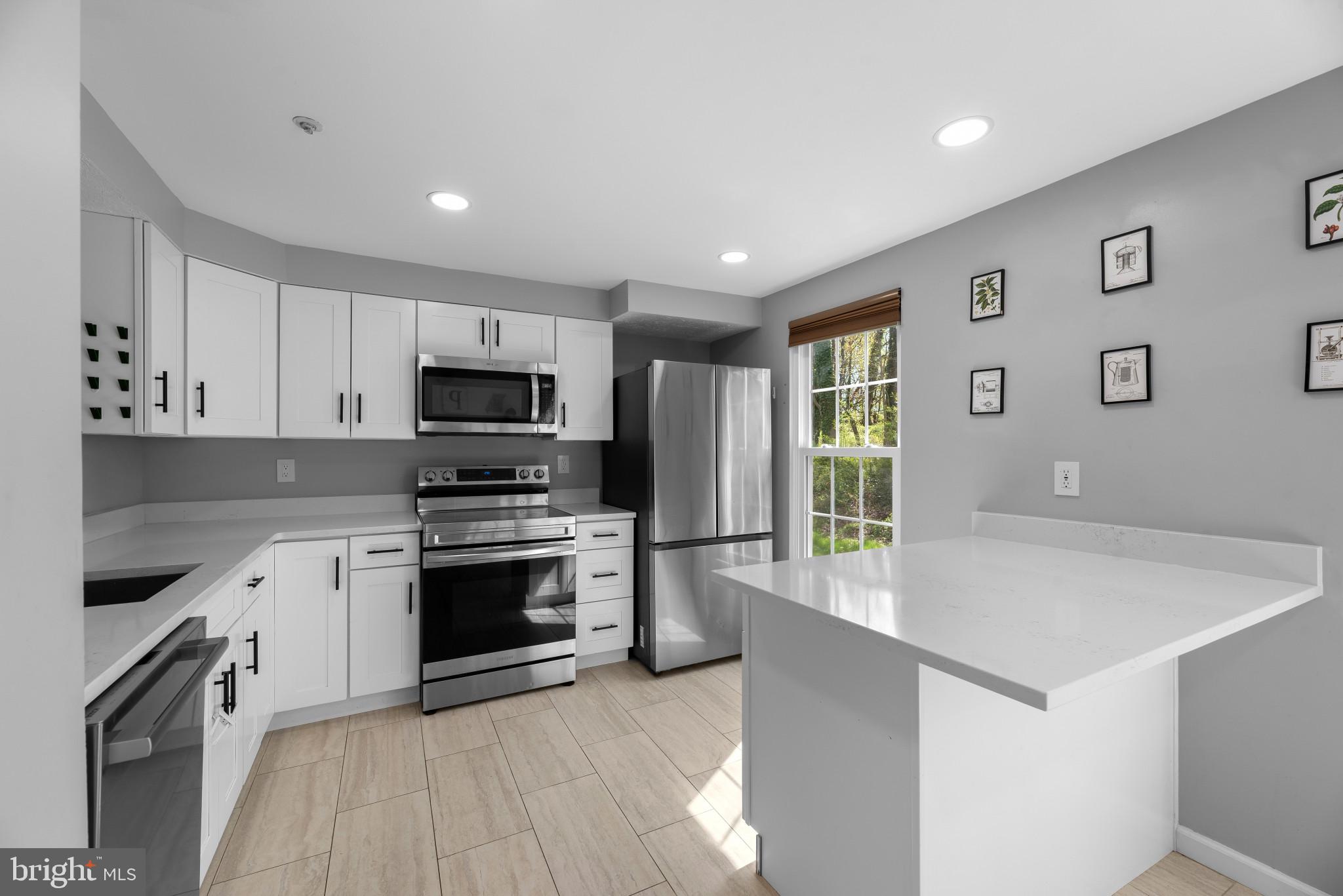 SHIPLEY MEADOWS - Residential