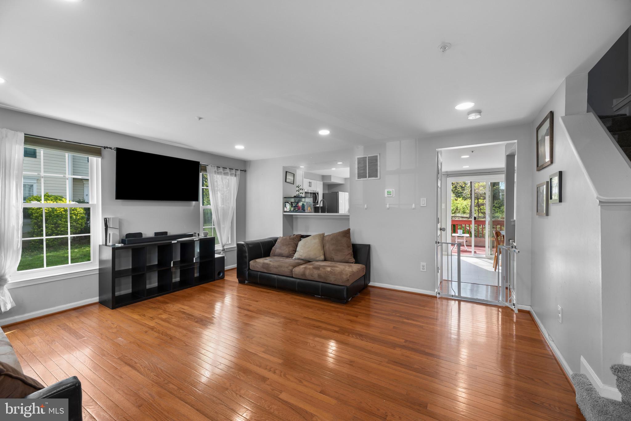 SHIPLEY MEADOWS - Residential