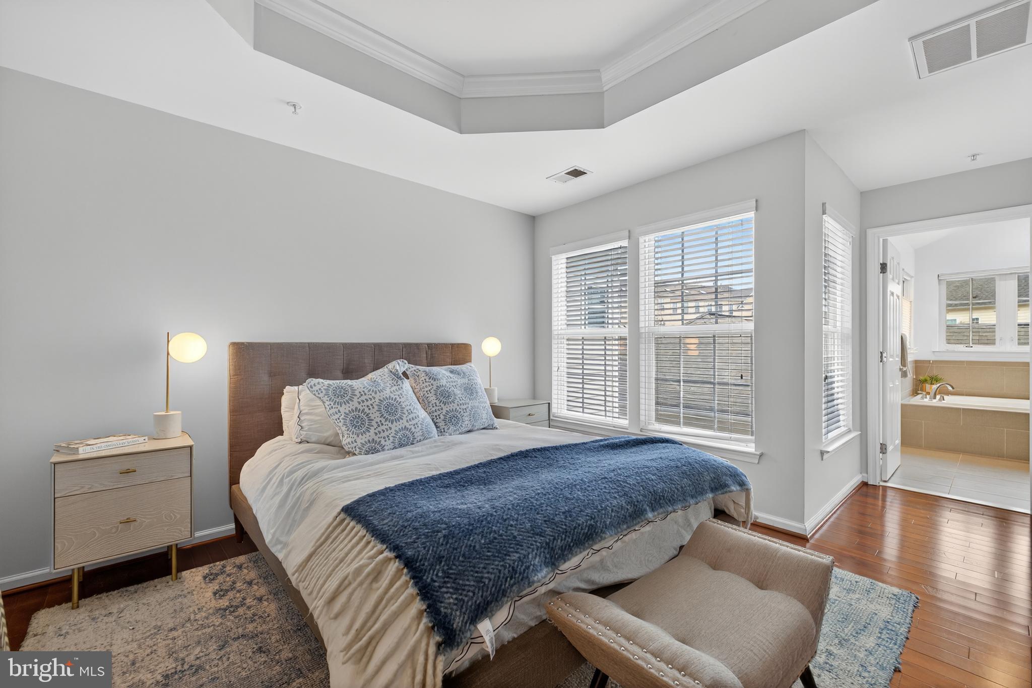 LAKELANDS - Residential