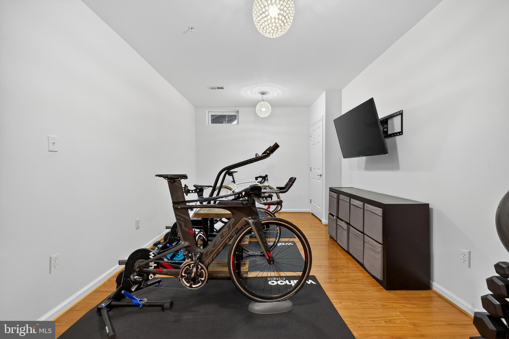 LAKELANDS - Residential