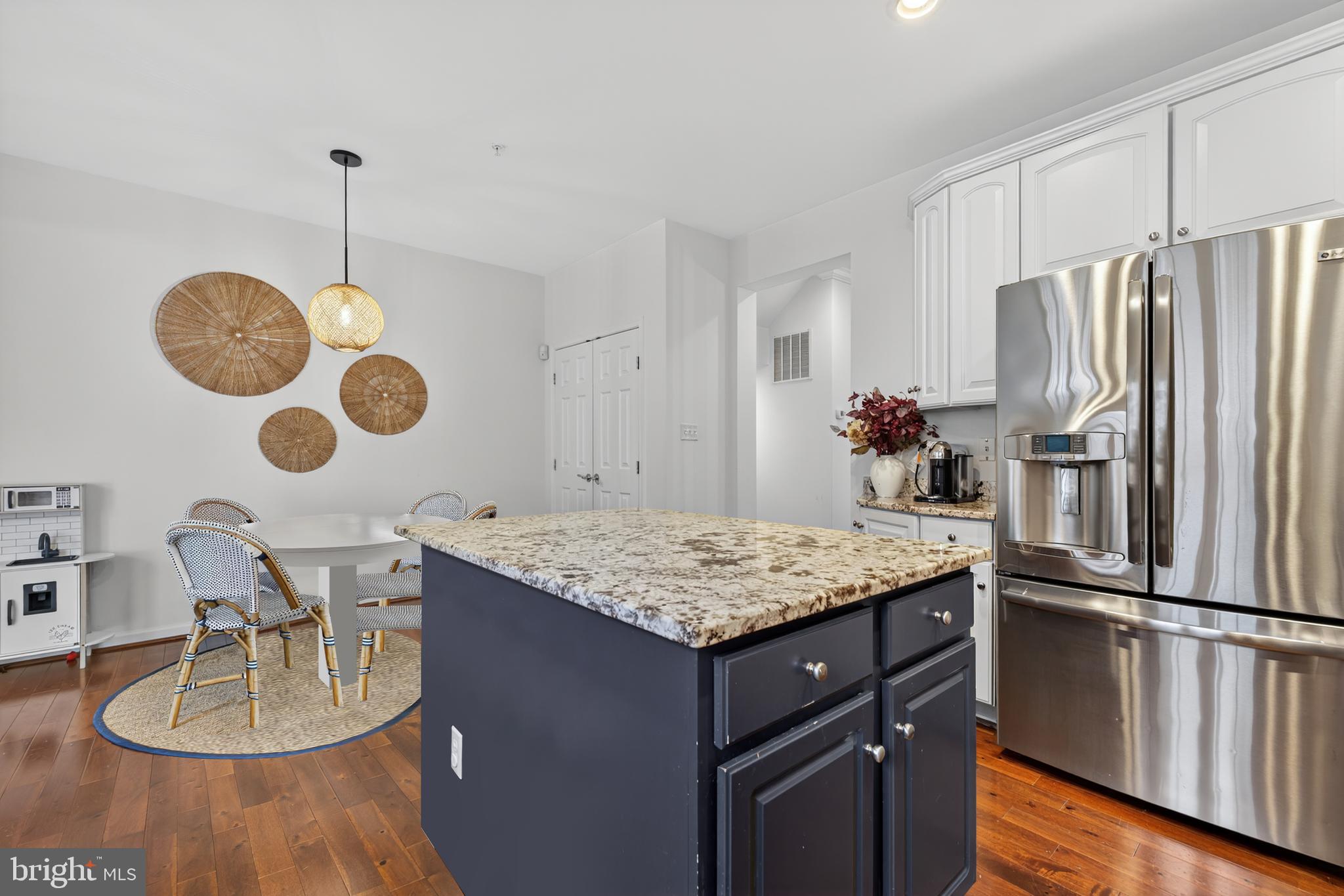 LAKELANDS - Residential