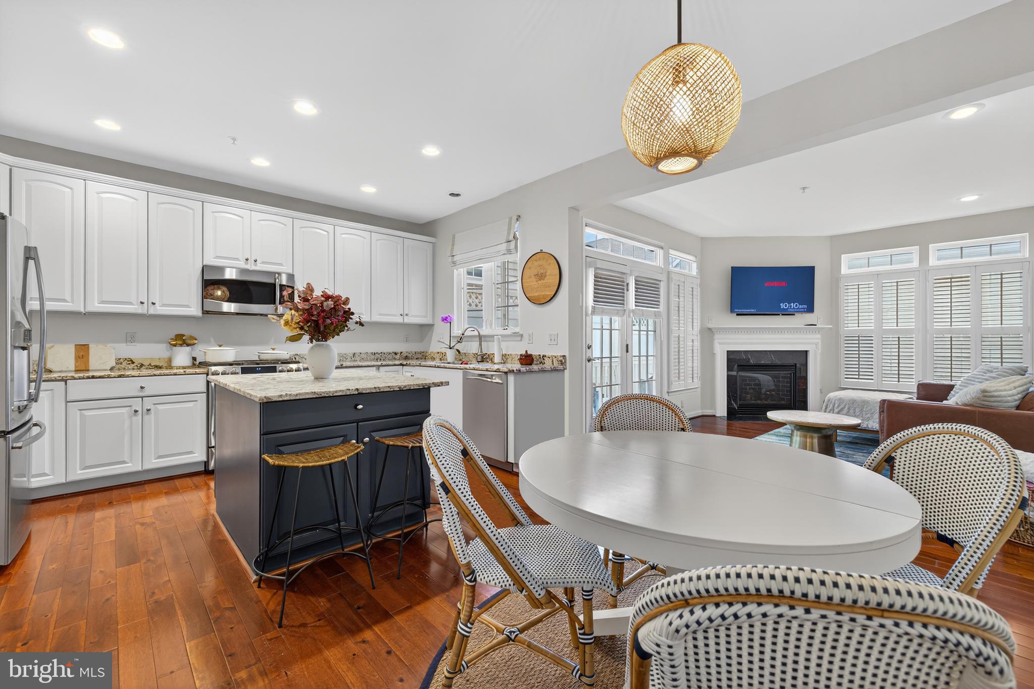 LAKELANDS - Residential