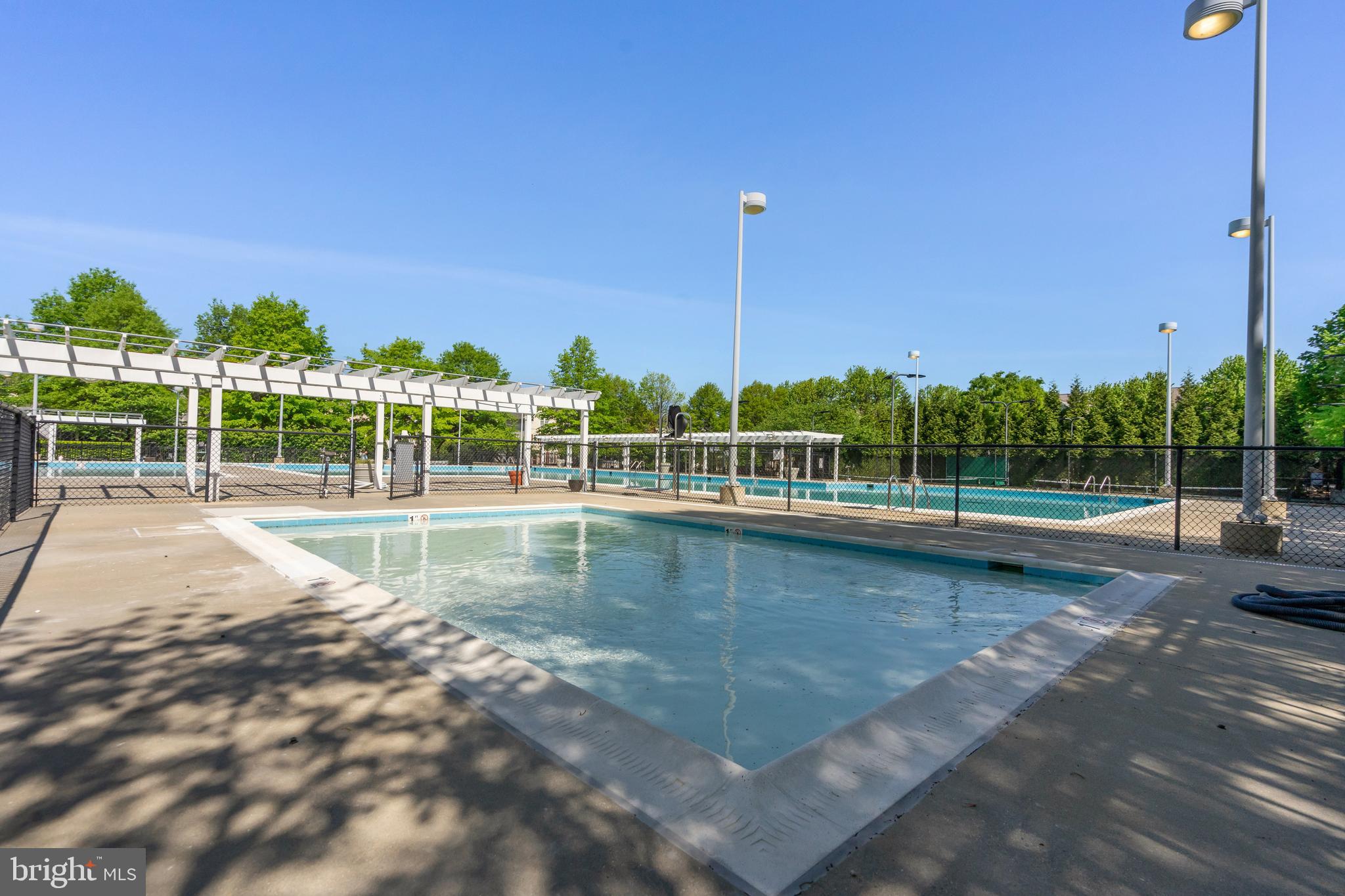 LAKELANDS - Residential