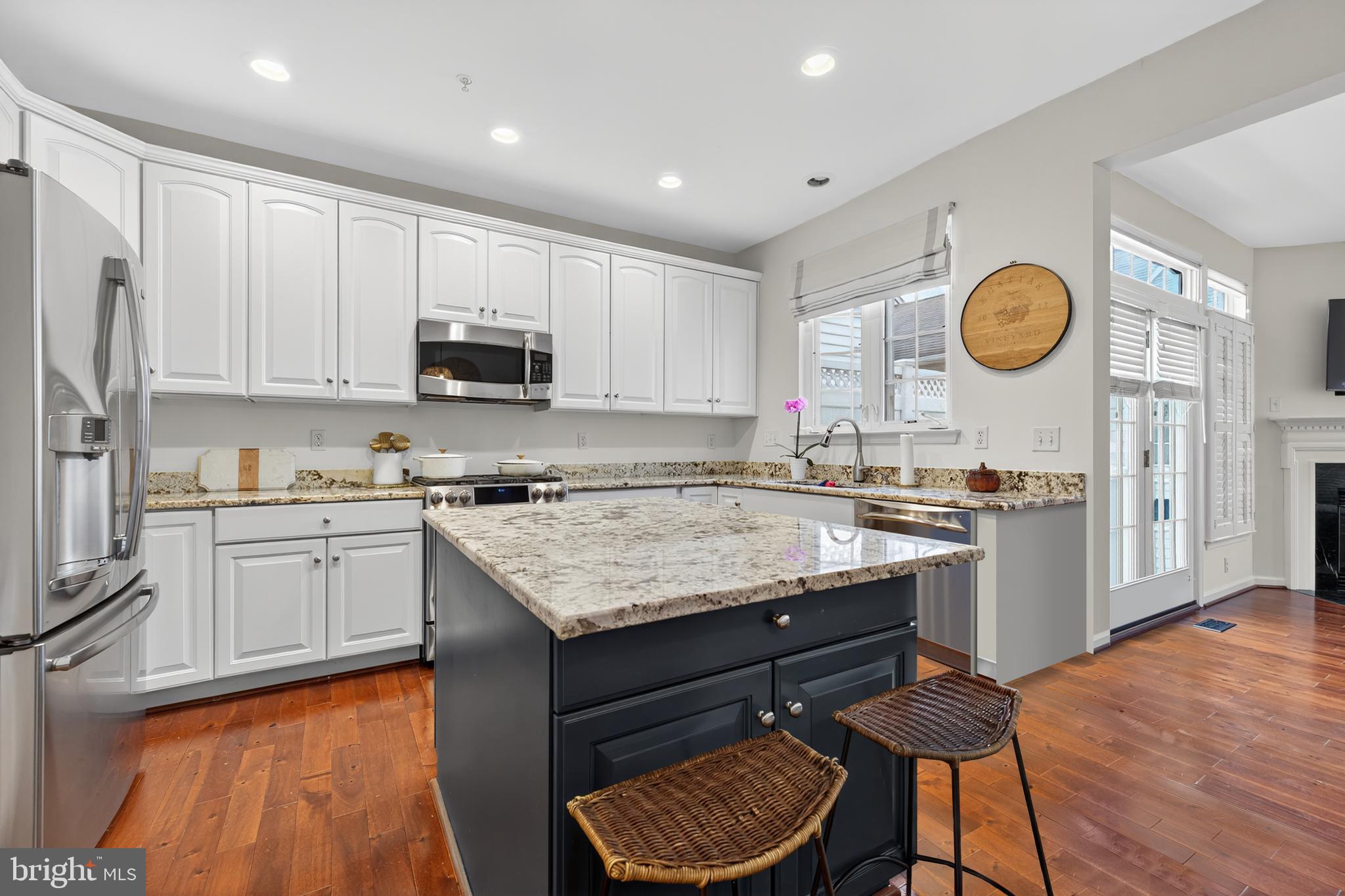 LAKELANDS - Residential