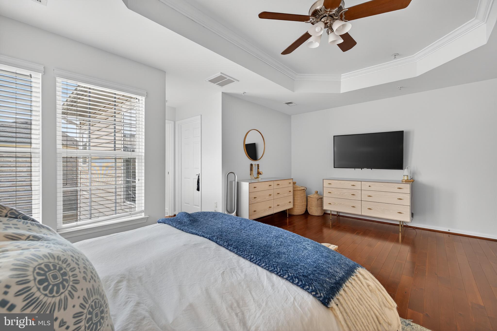 LAKELANDS - Residential