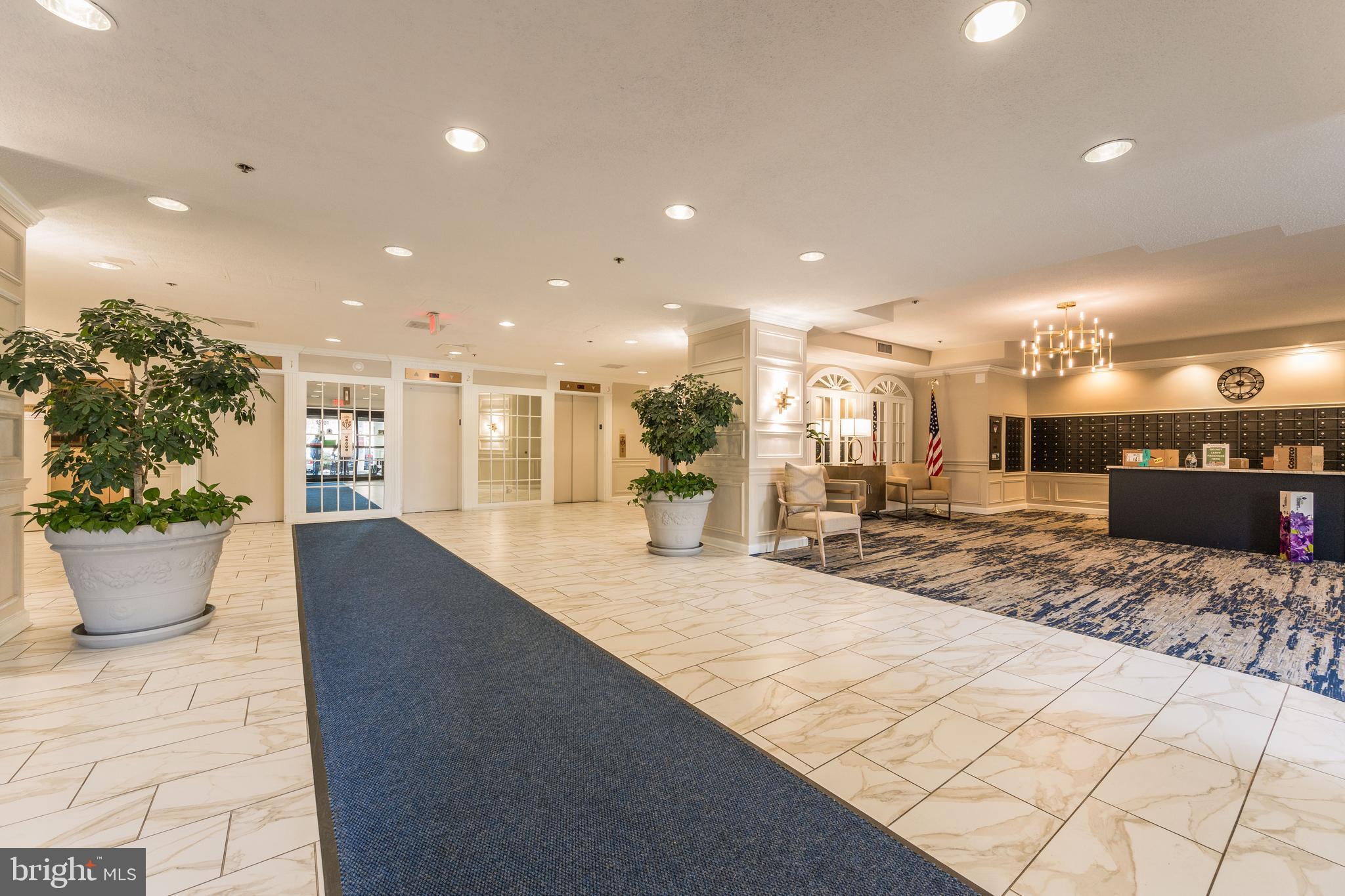 LEISURE WORLD - Residential