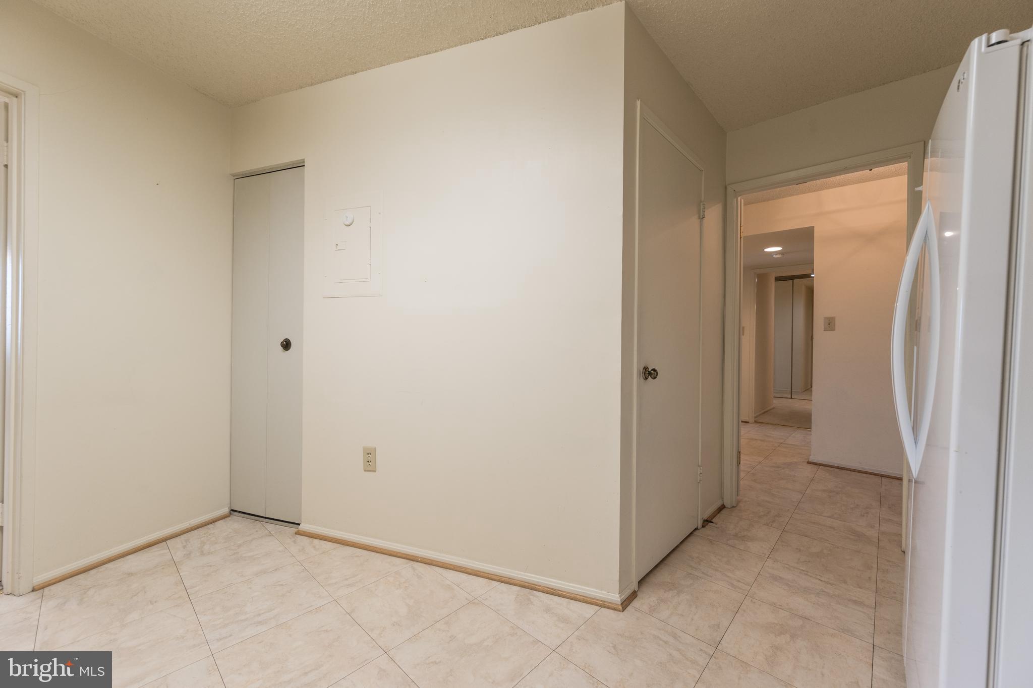 LEISURE WORLD - Residential