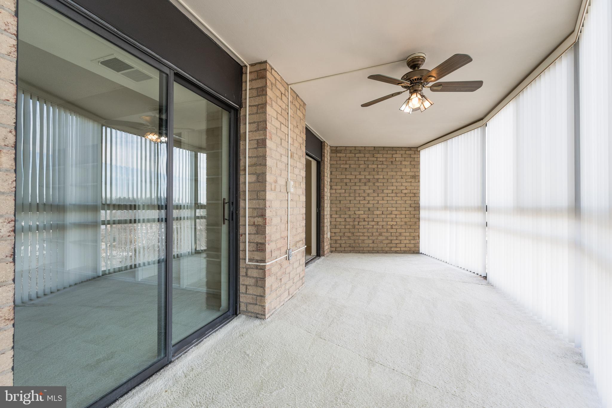 LEISURE WORLD - Residential