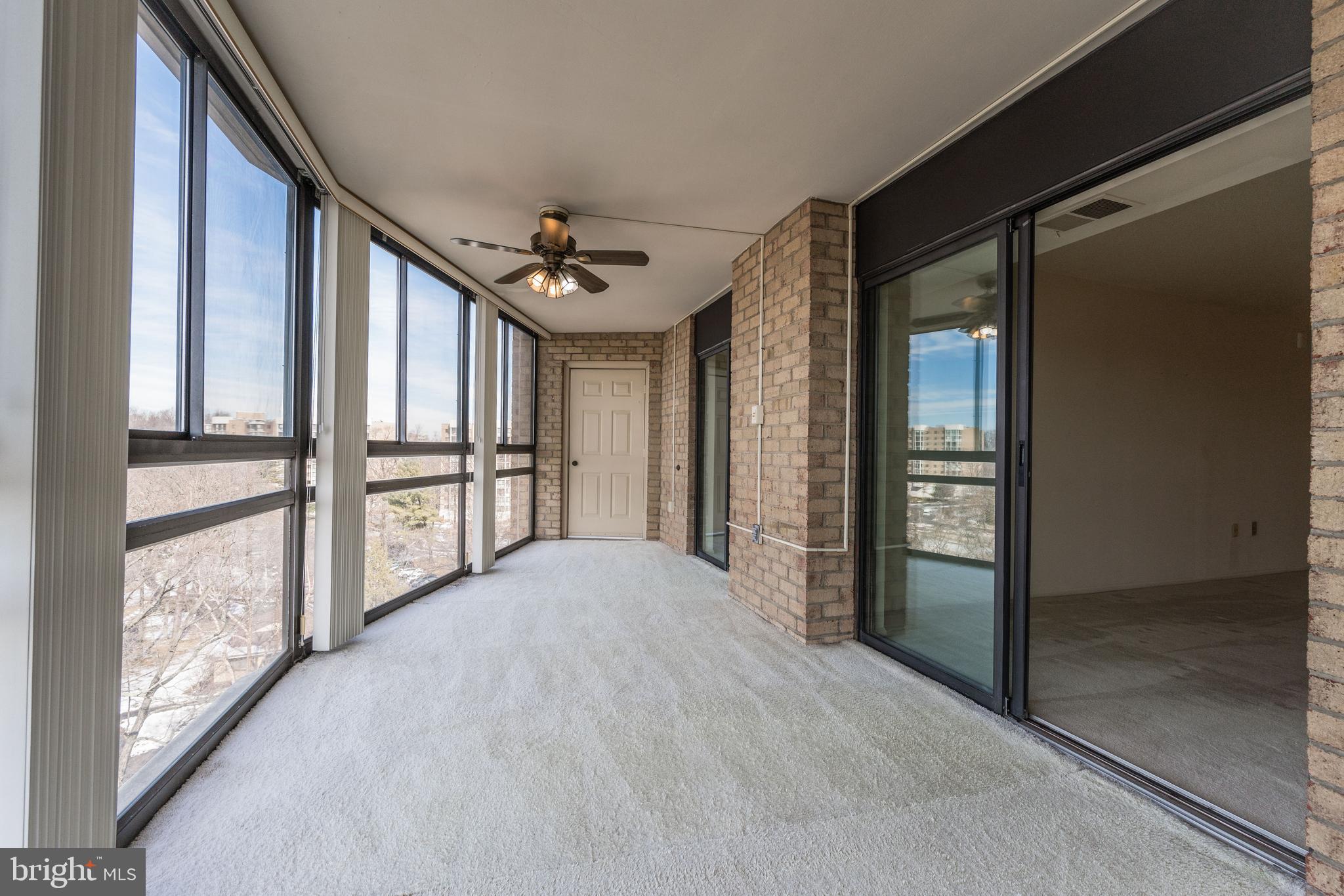 LEISURE WORLD - Residential