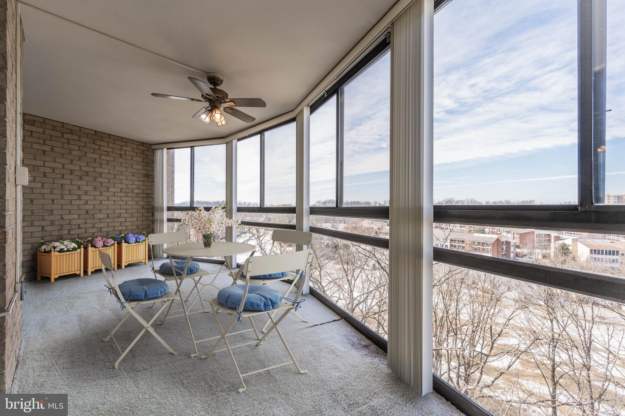 LEISURE WORLD - Residential