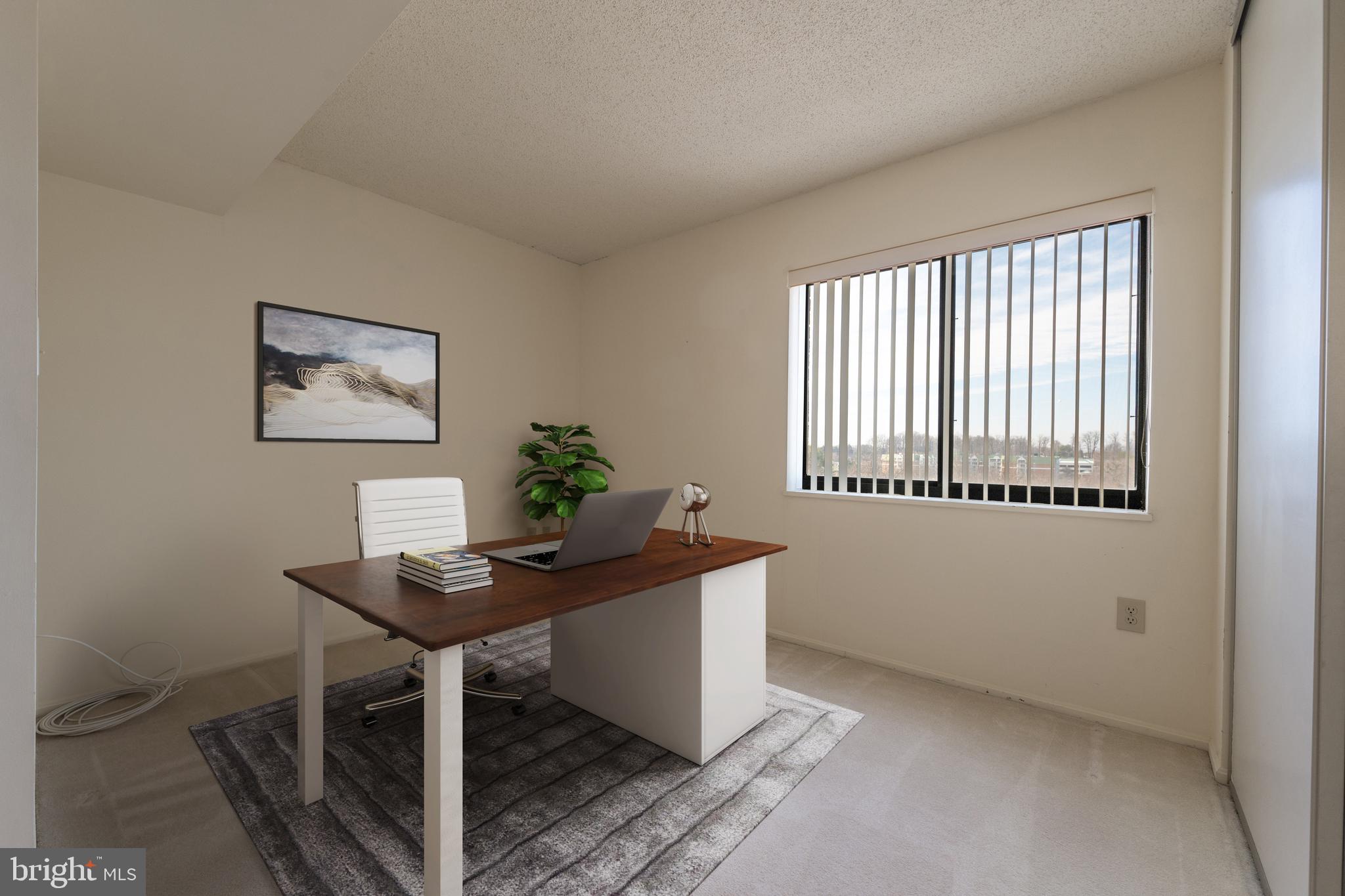 LEISURE WORLD - Residential