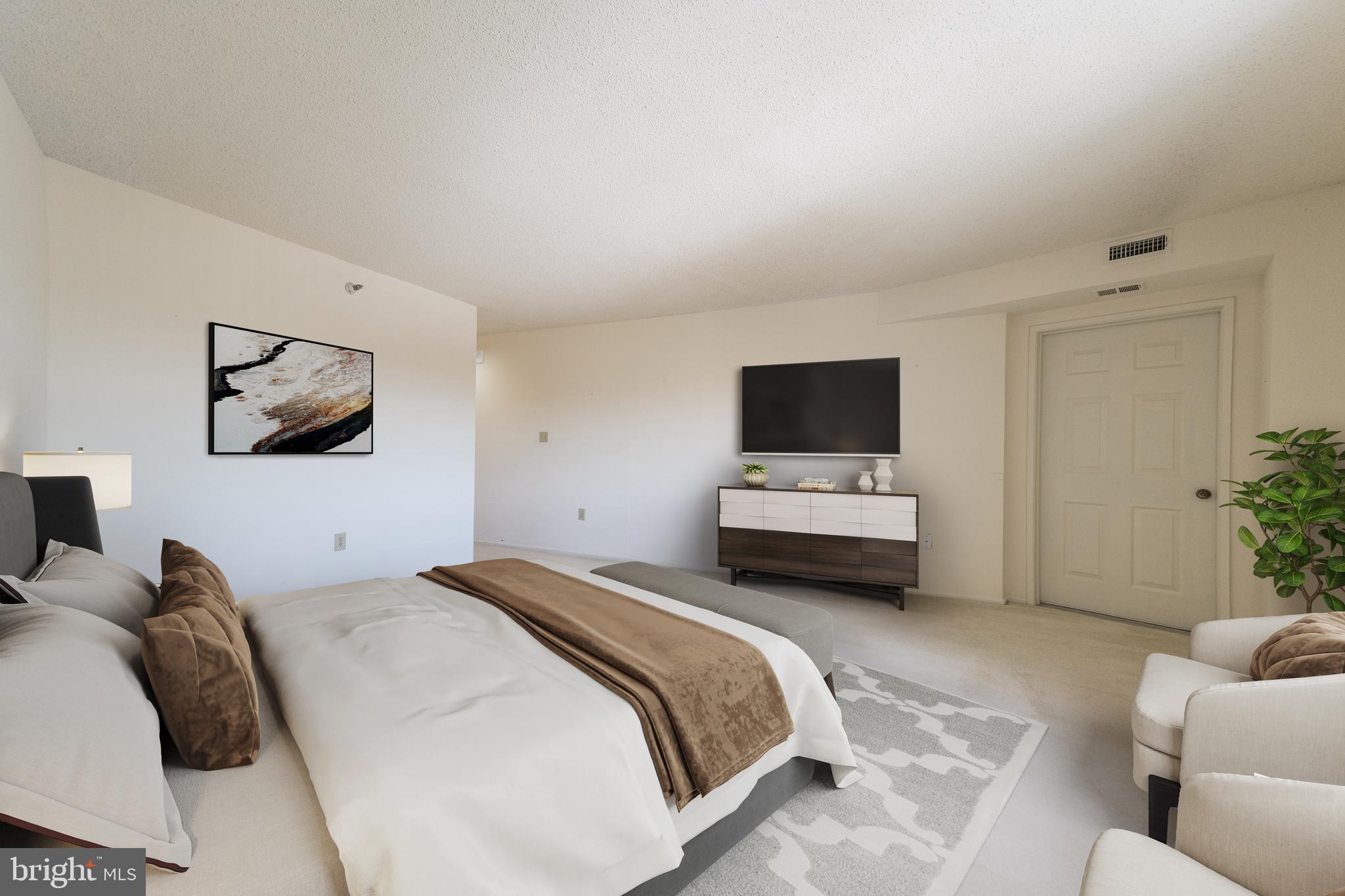 LEISURE WORLD - Residential