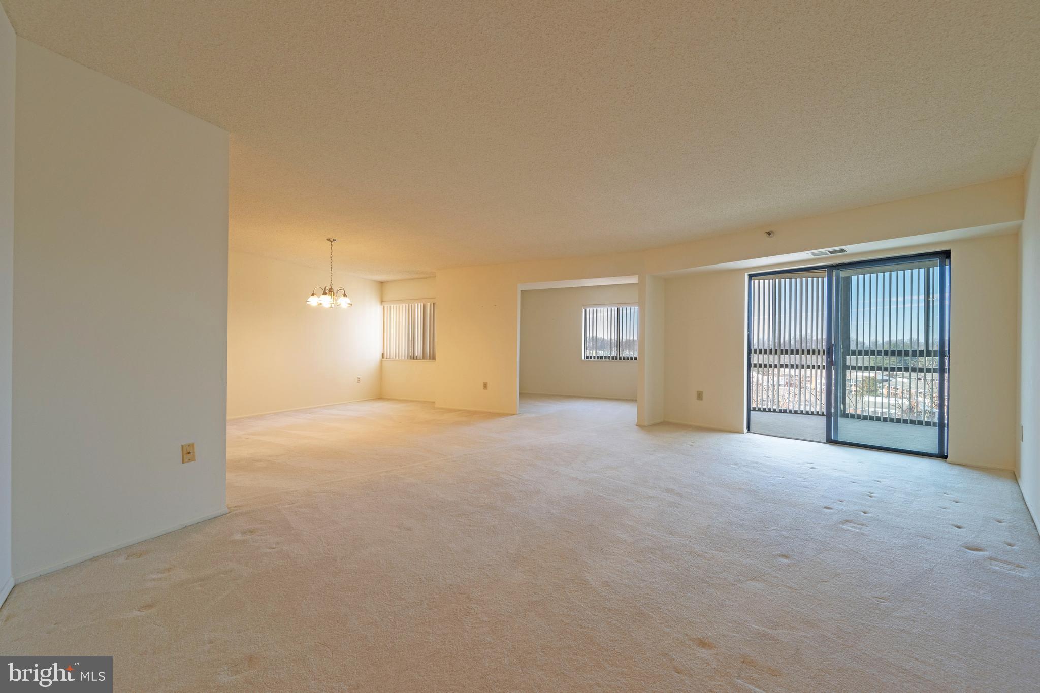 LEISURE WORLD - Residential