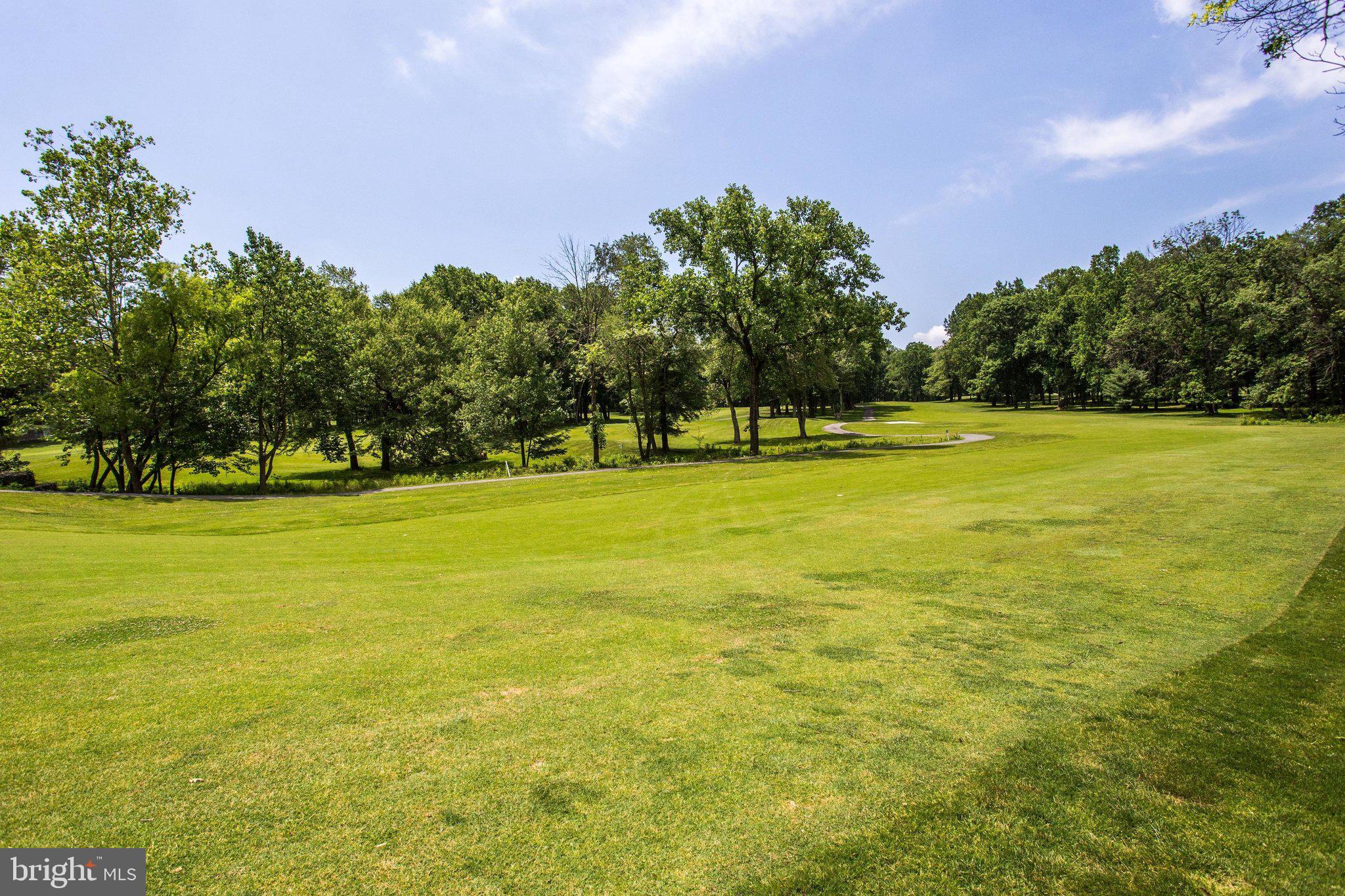 LEISURE WORLD - Residential