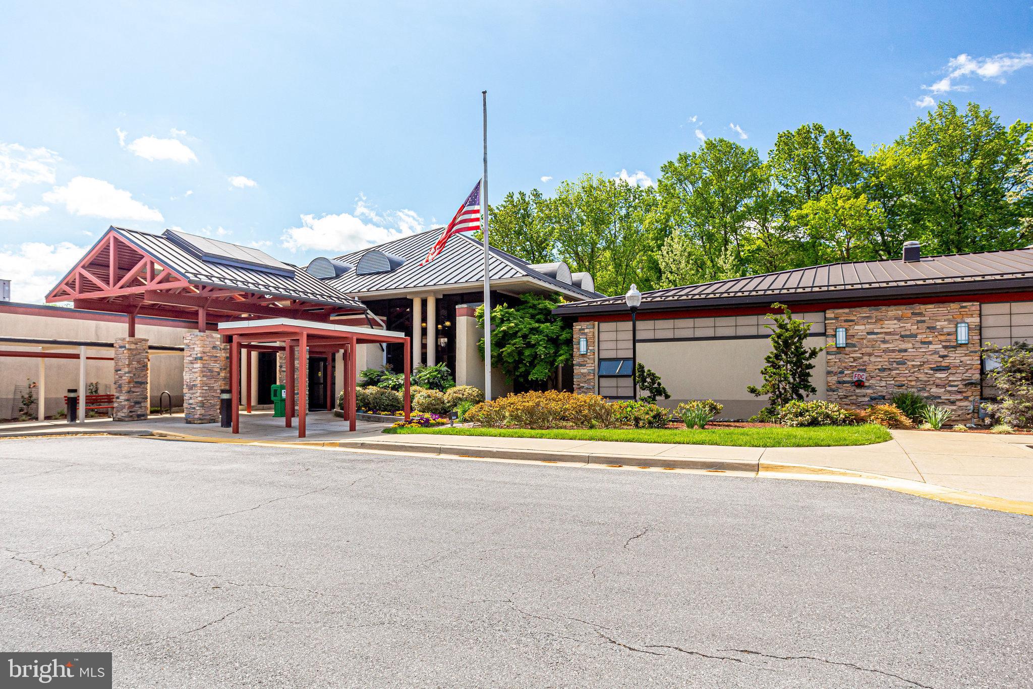 LEISURE WORLD - Residential