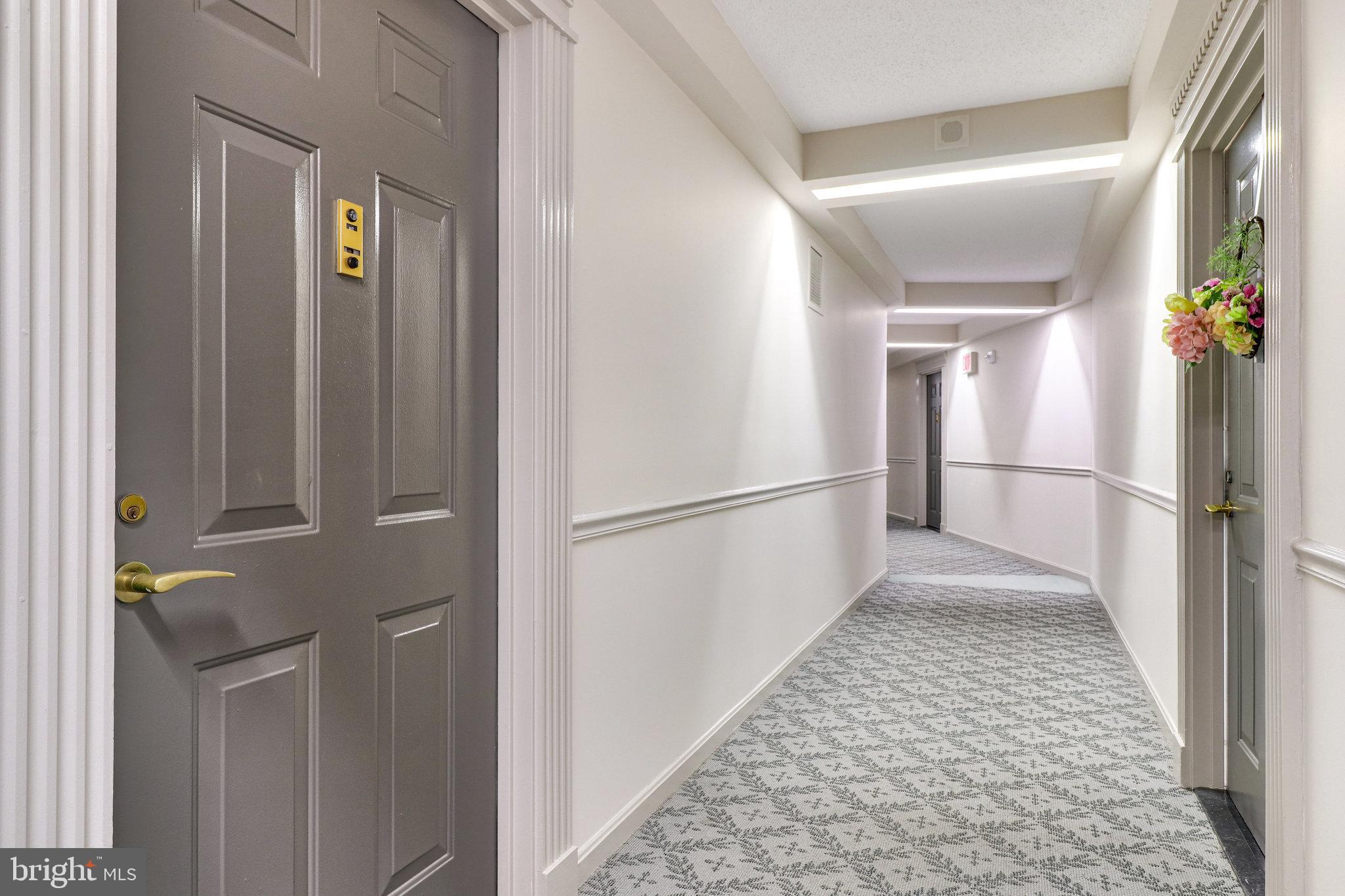 LEISURE WORLD - Residential