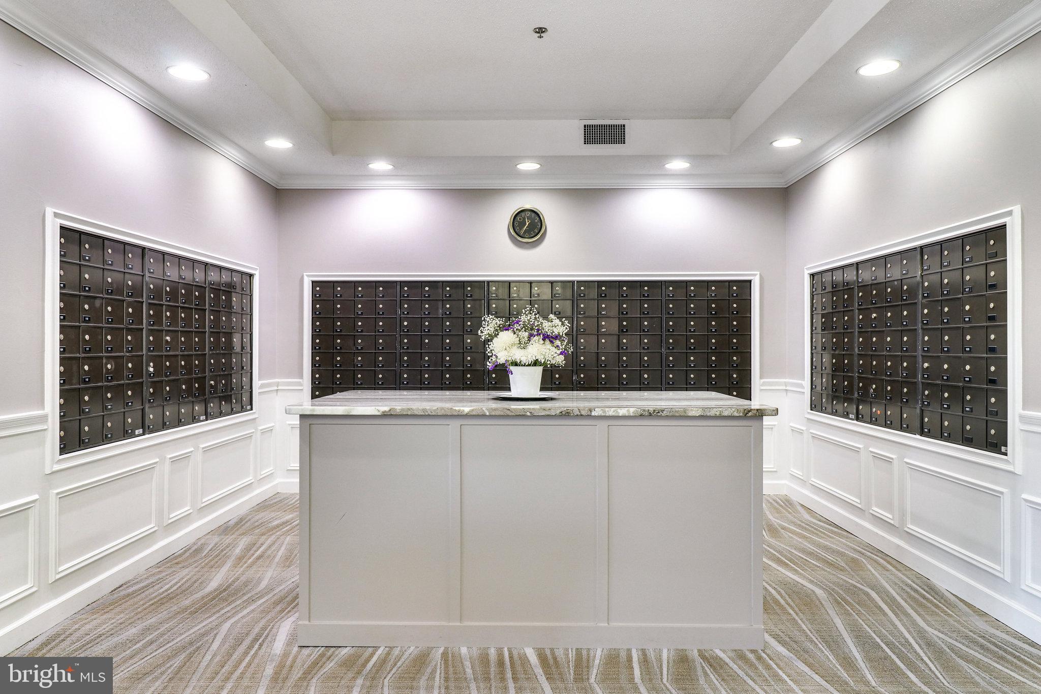 LEISURE WORLD - Residential