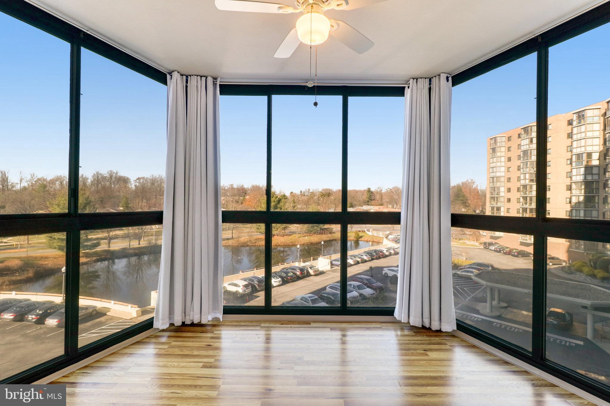 LEISURE WORLD - Residential