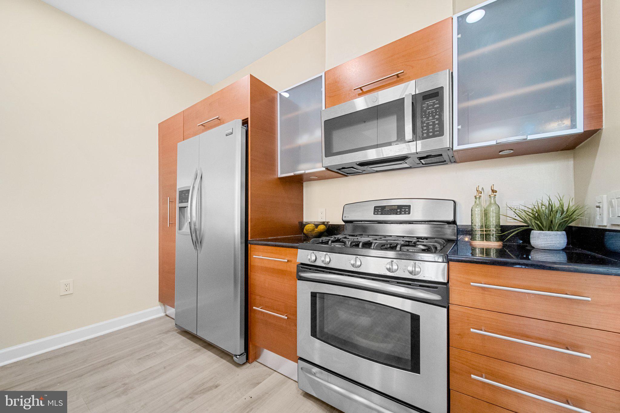 12025 NEW DOMINION PARKWAY 204