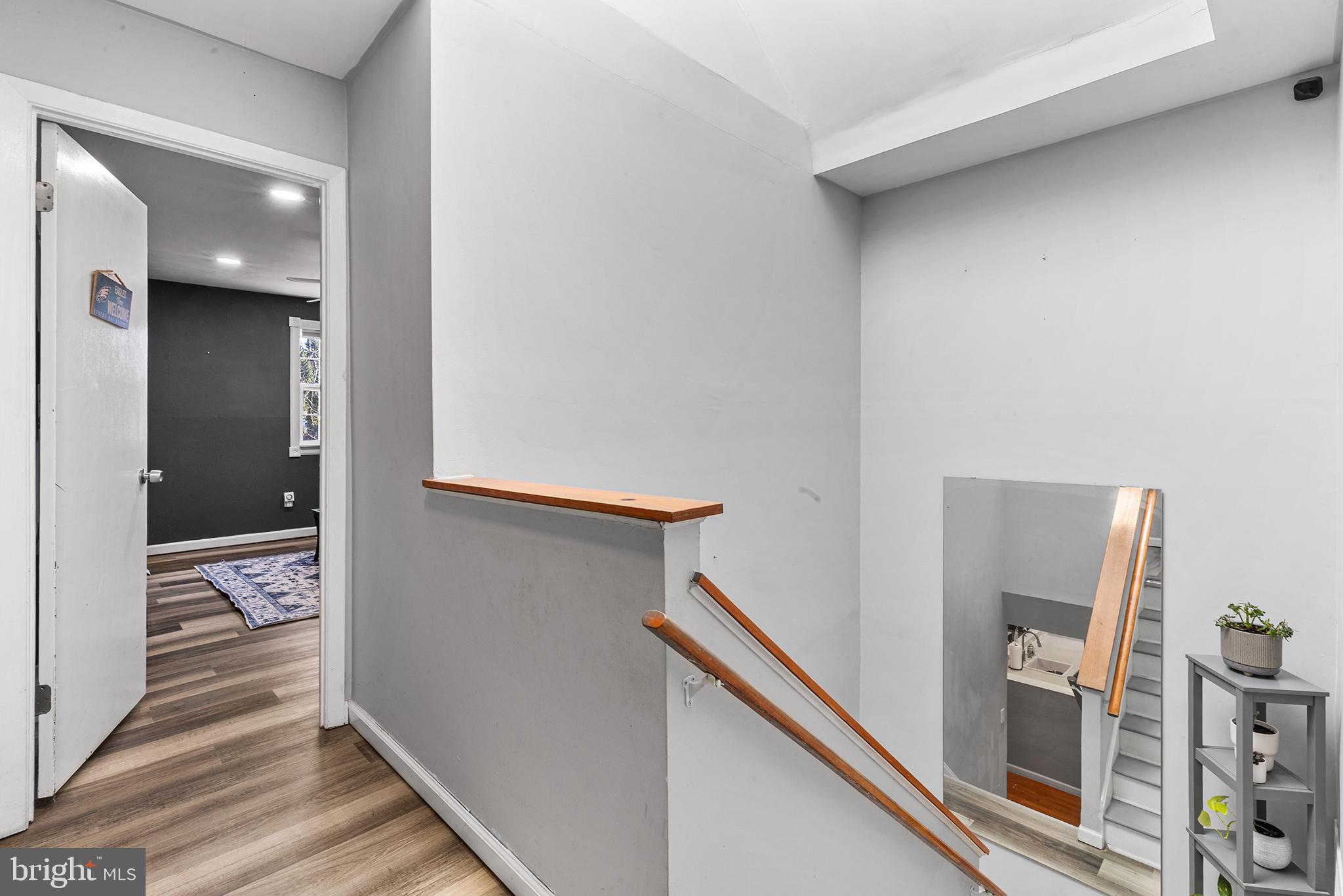 WILLOW KNOLL - Residential