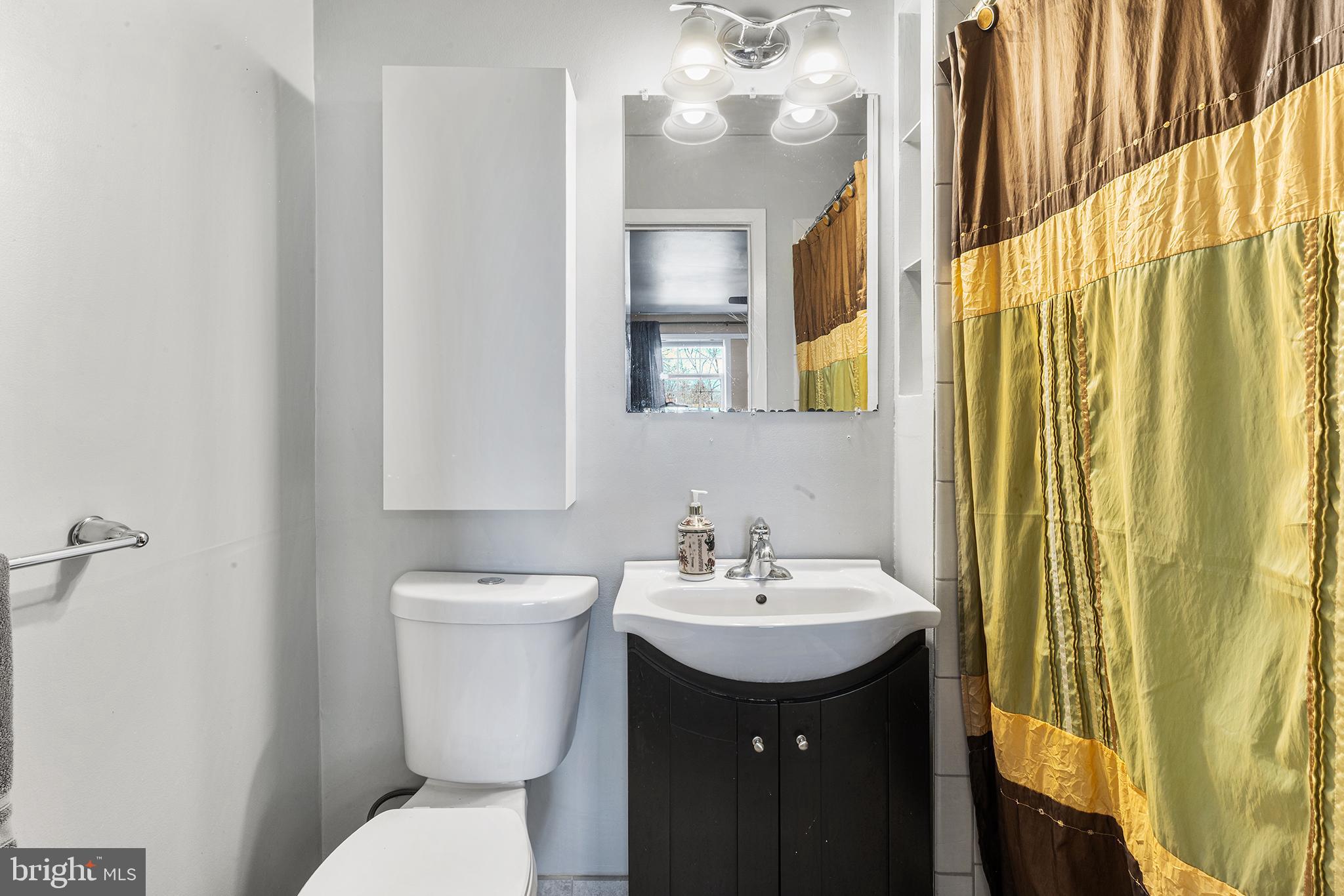 WILLOW KNOLL - Residential