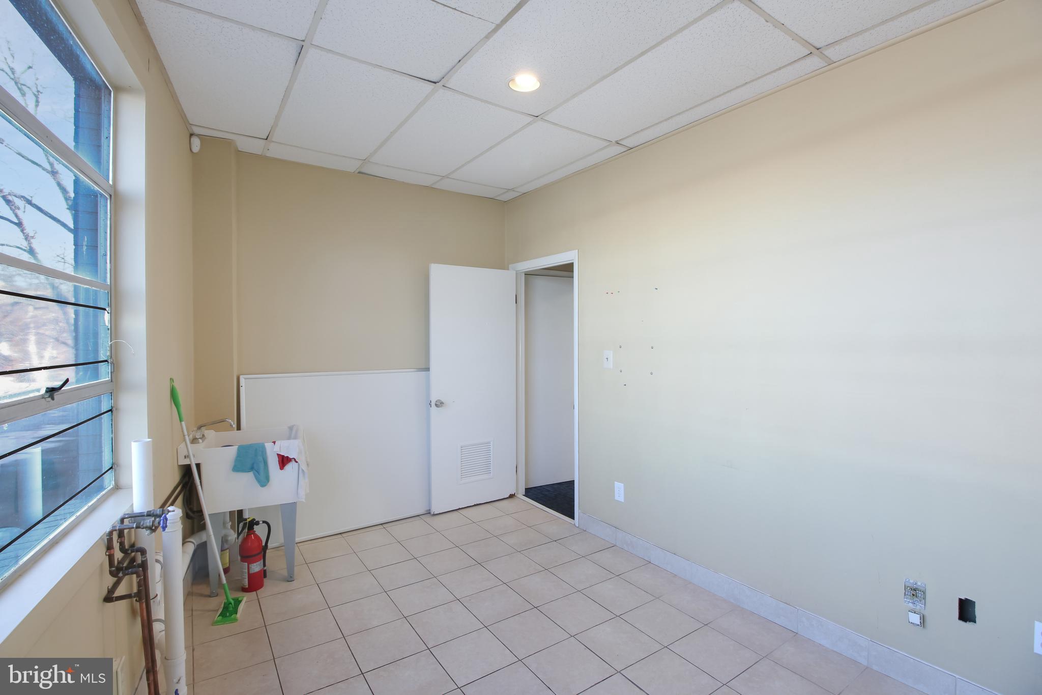 WOODSIDE VILLAGE - Commercial Sale