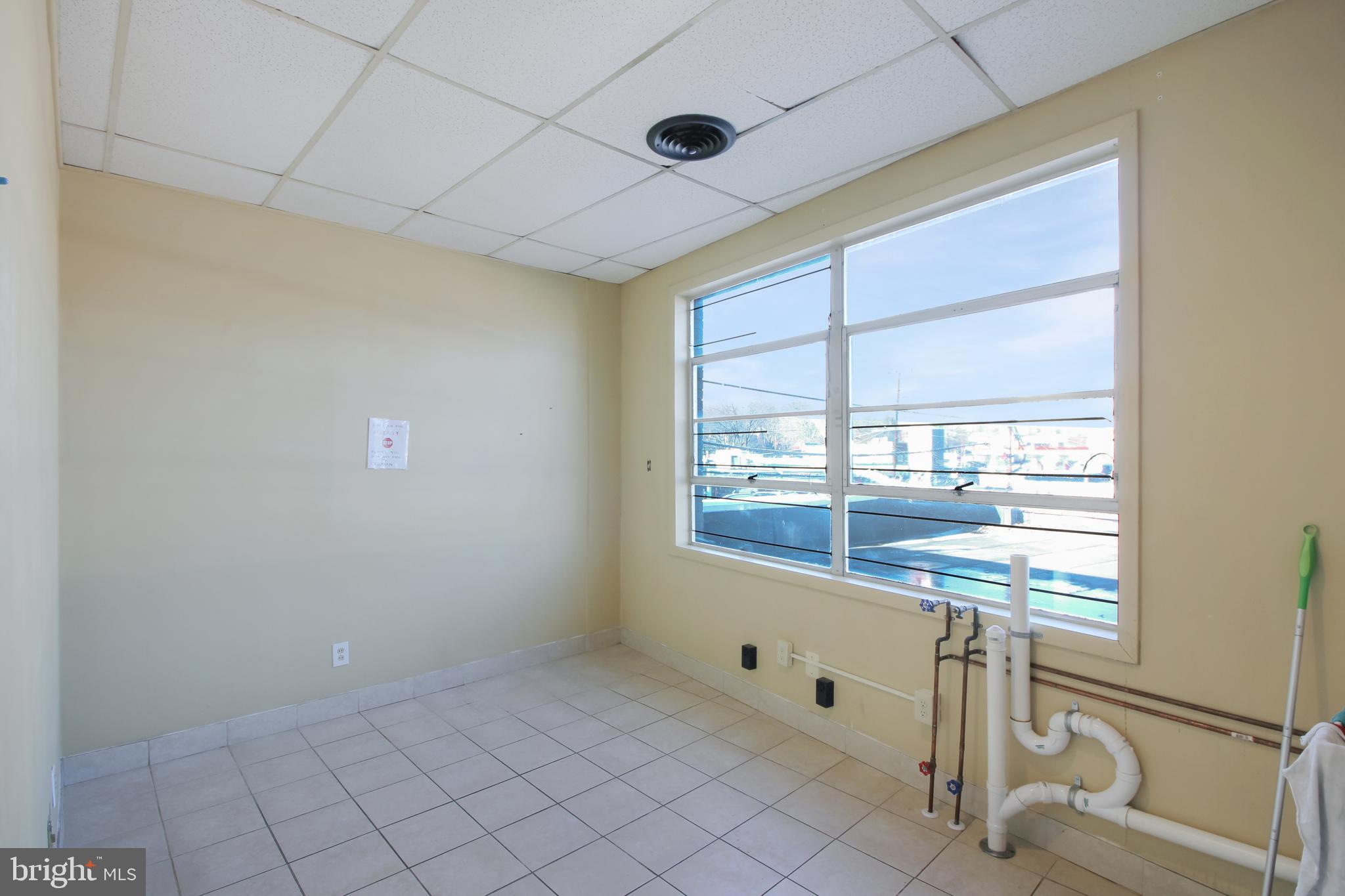 WOODSIDE VILLAGE - Commercial Sale