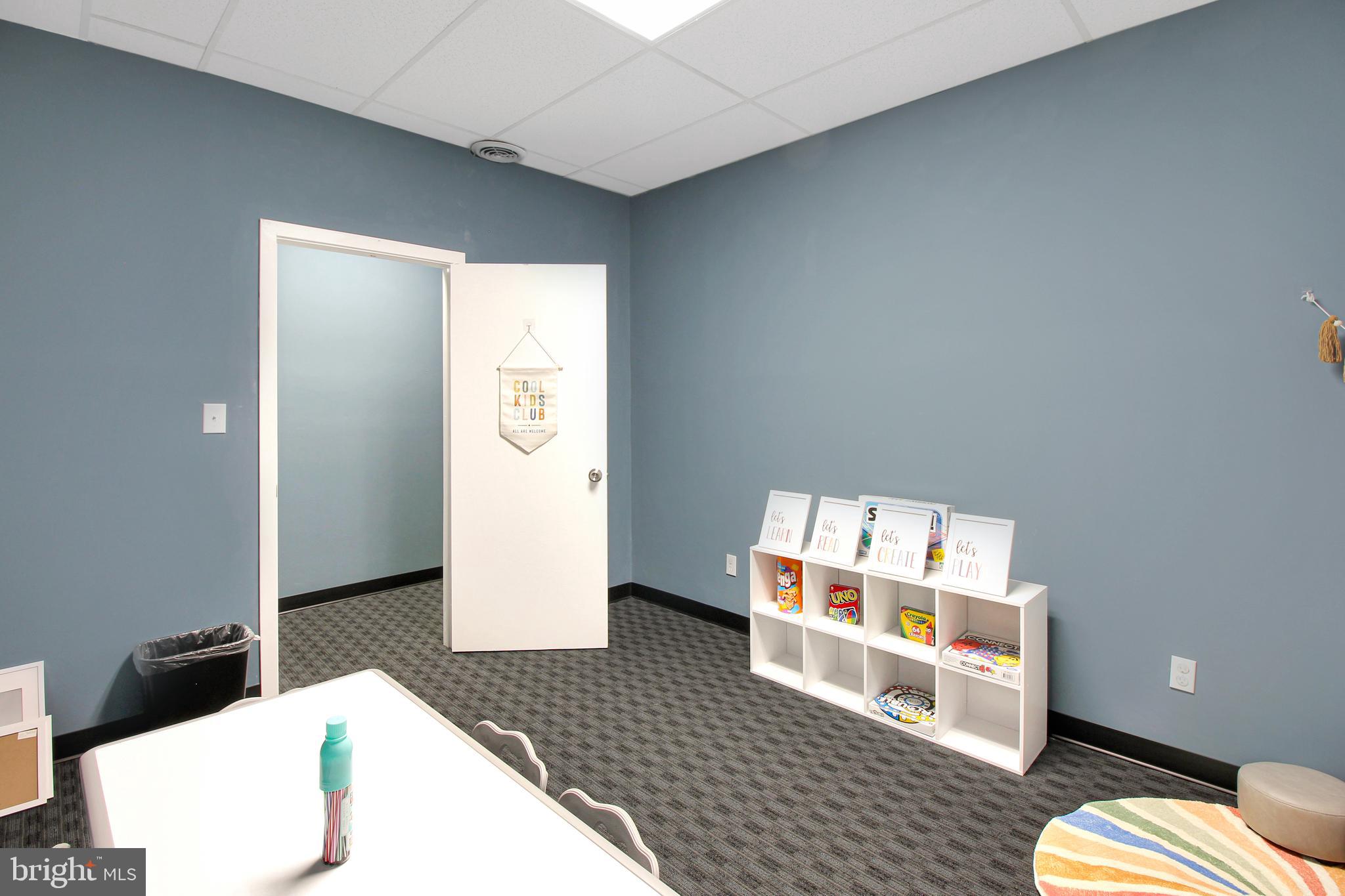 WOODSIDE VILLAGE - Commercial Sale