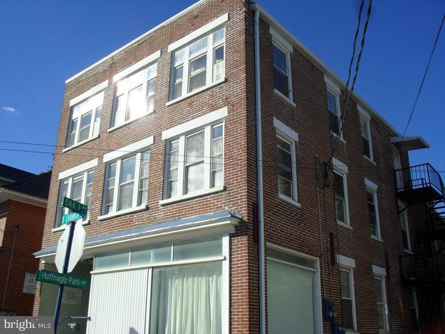 Roomy 2 BR apartment. Huffnagle Park next door. No smoking & no pets, washer & dryer included.