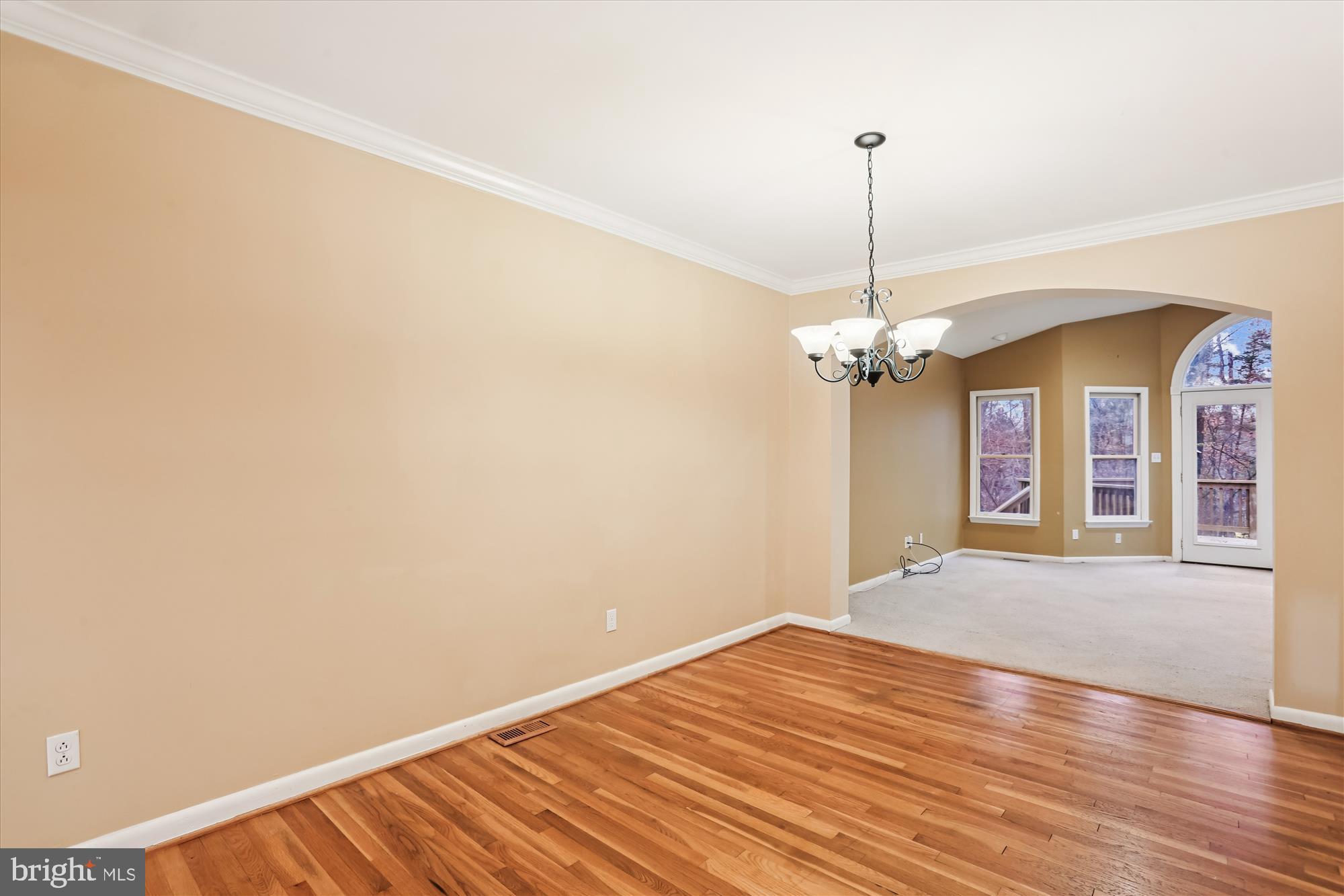 1001 LOXFORD TERRACE