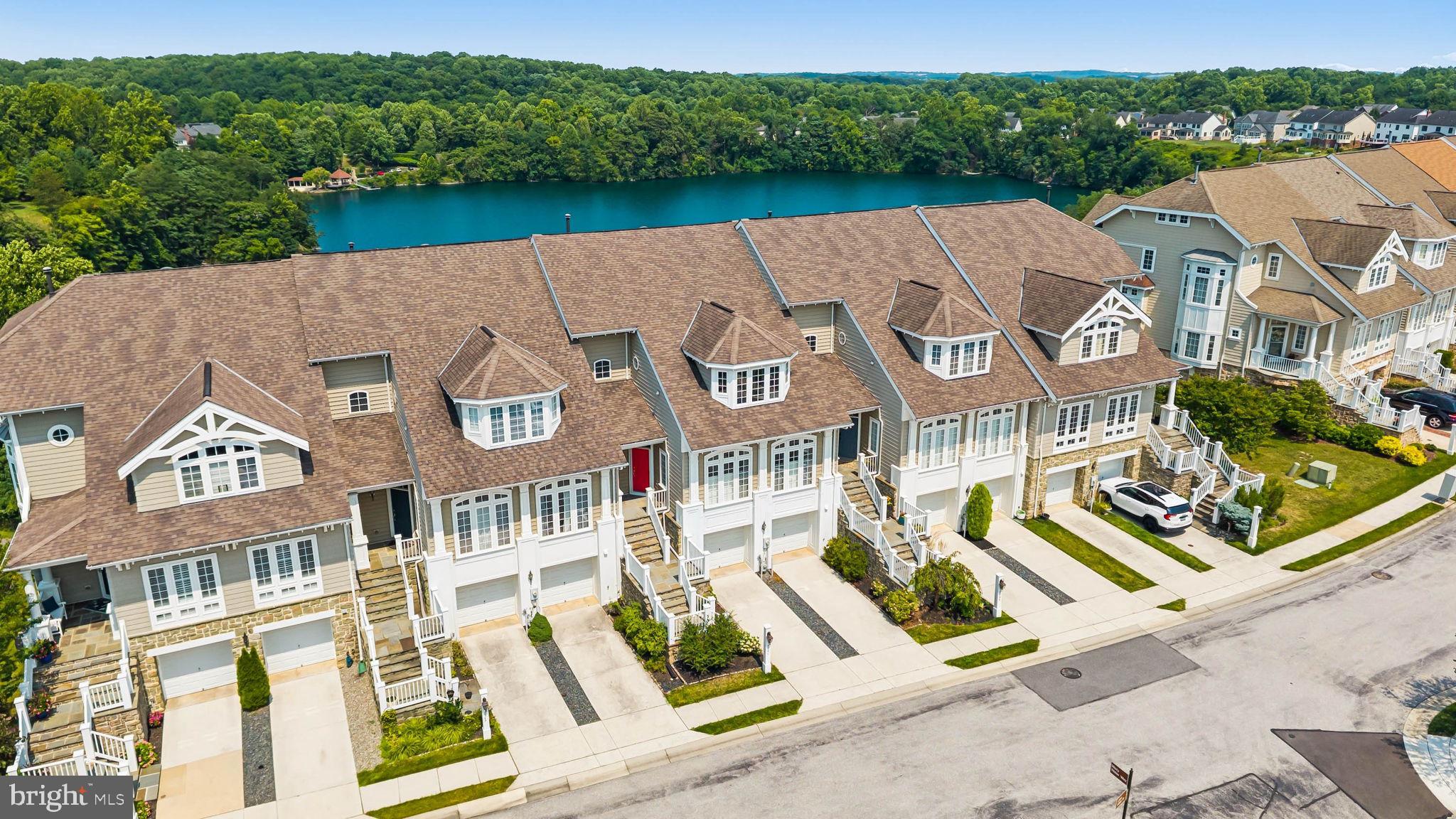 8741 LAKE EDGE DRIVE