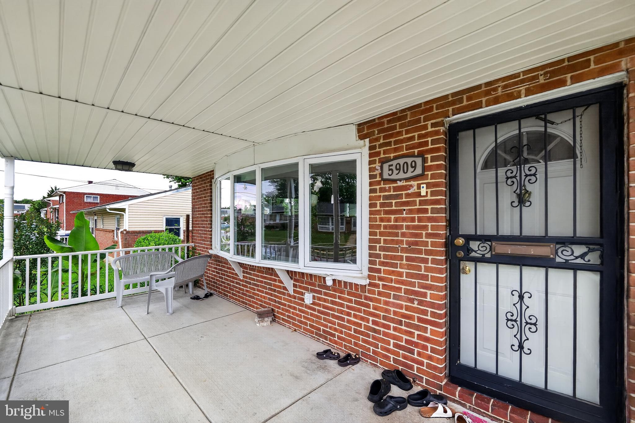 5909 CHARNWOOD ROAD