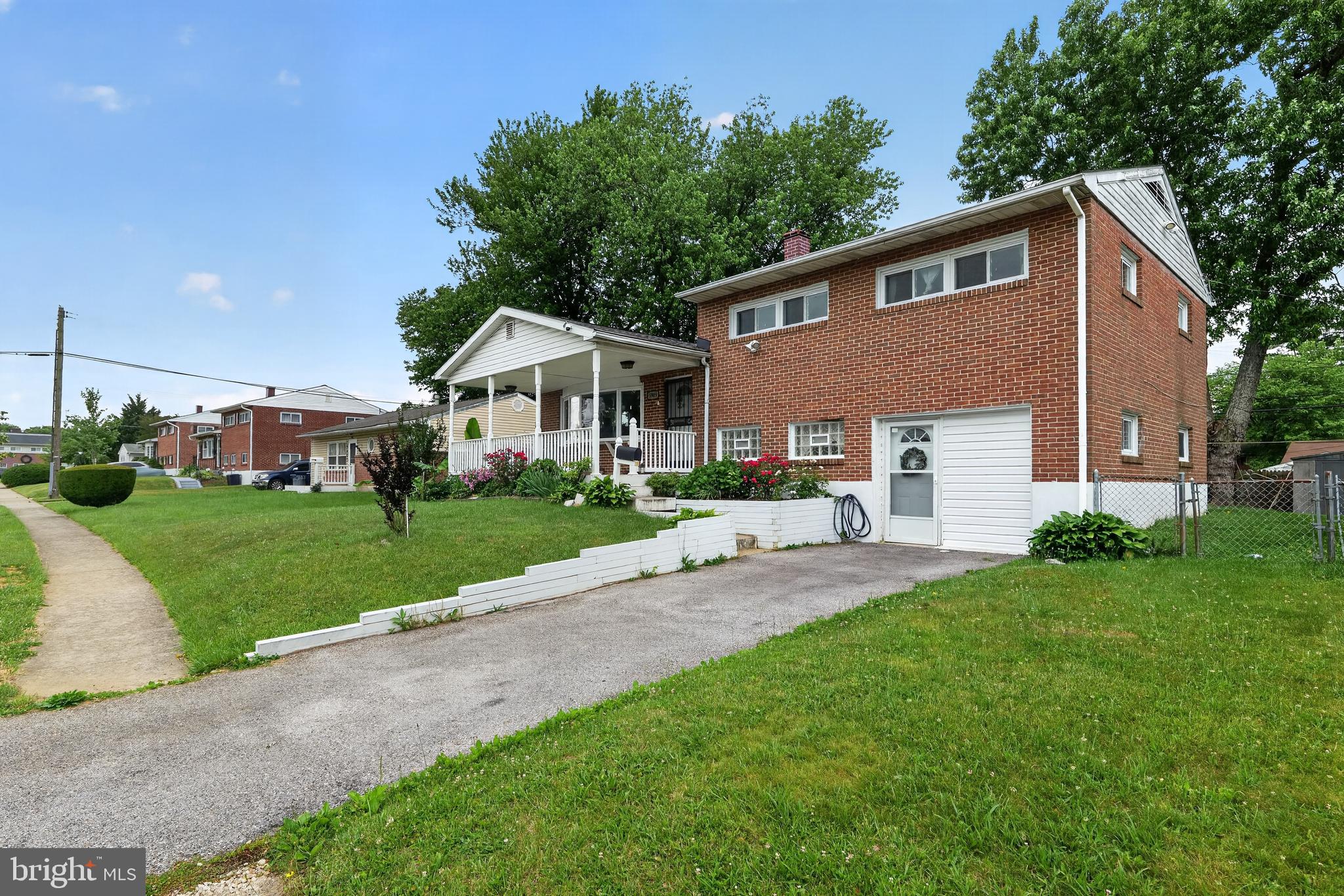 5909 CHARNWOOD ROAD