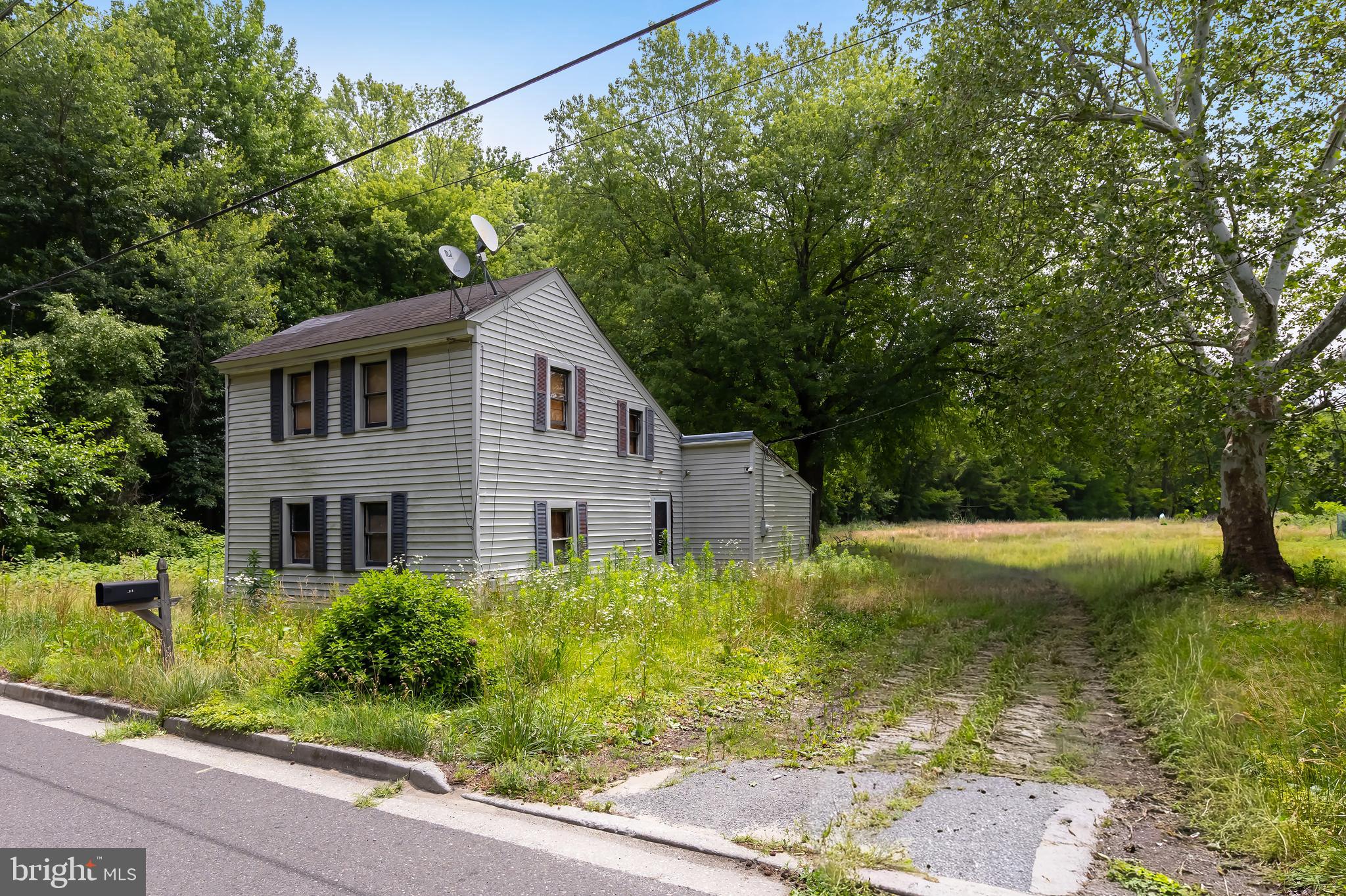 441 S PENNSVILLE AUBURN