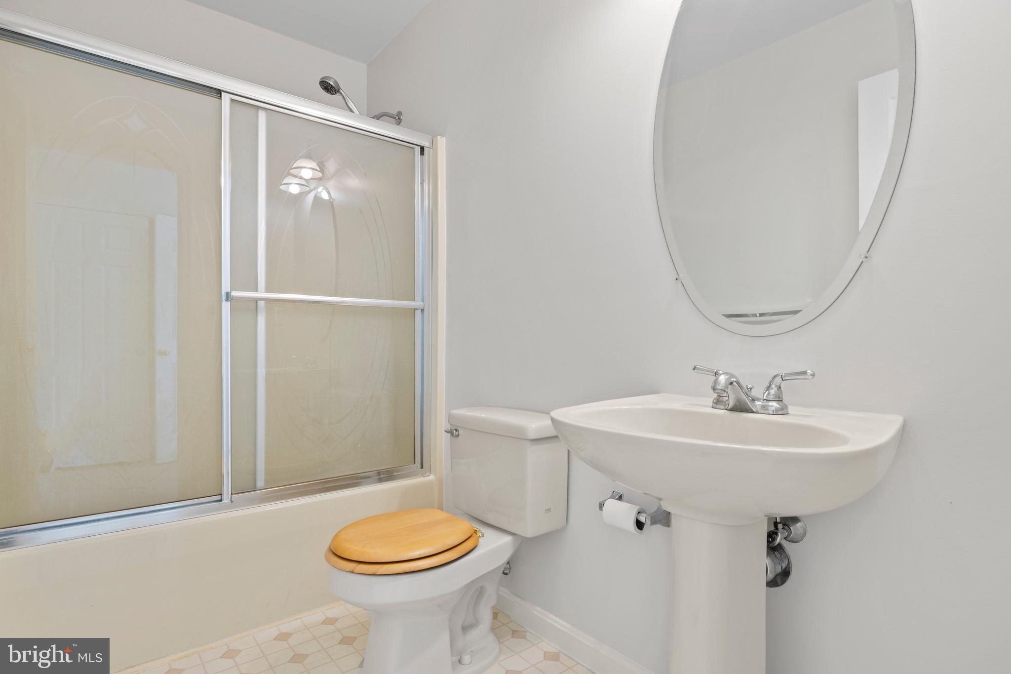 DENTON AREA - Residential