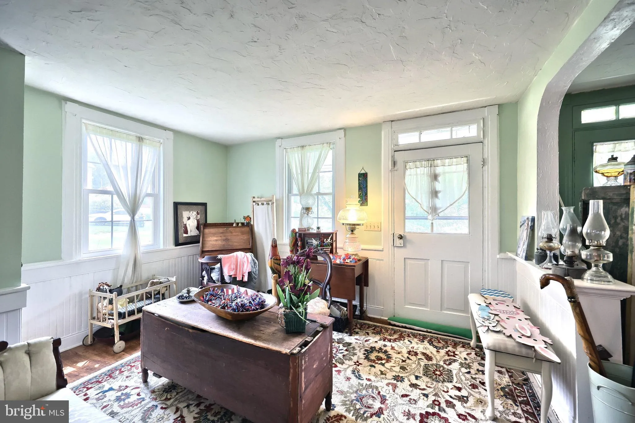 Windsor, Pennsylvania 17366, United States, 4 Bedrooms Bedrooms, ,2 BathroomsBathrooms,Residential,Active,146007