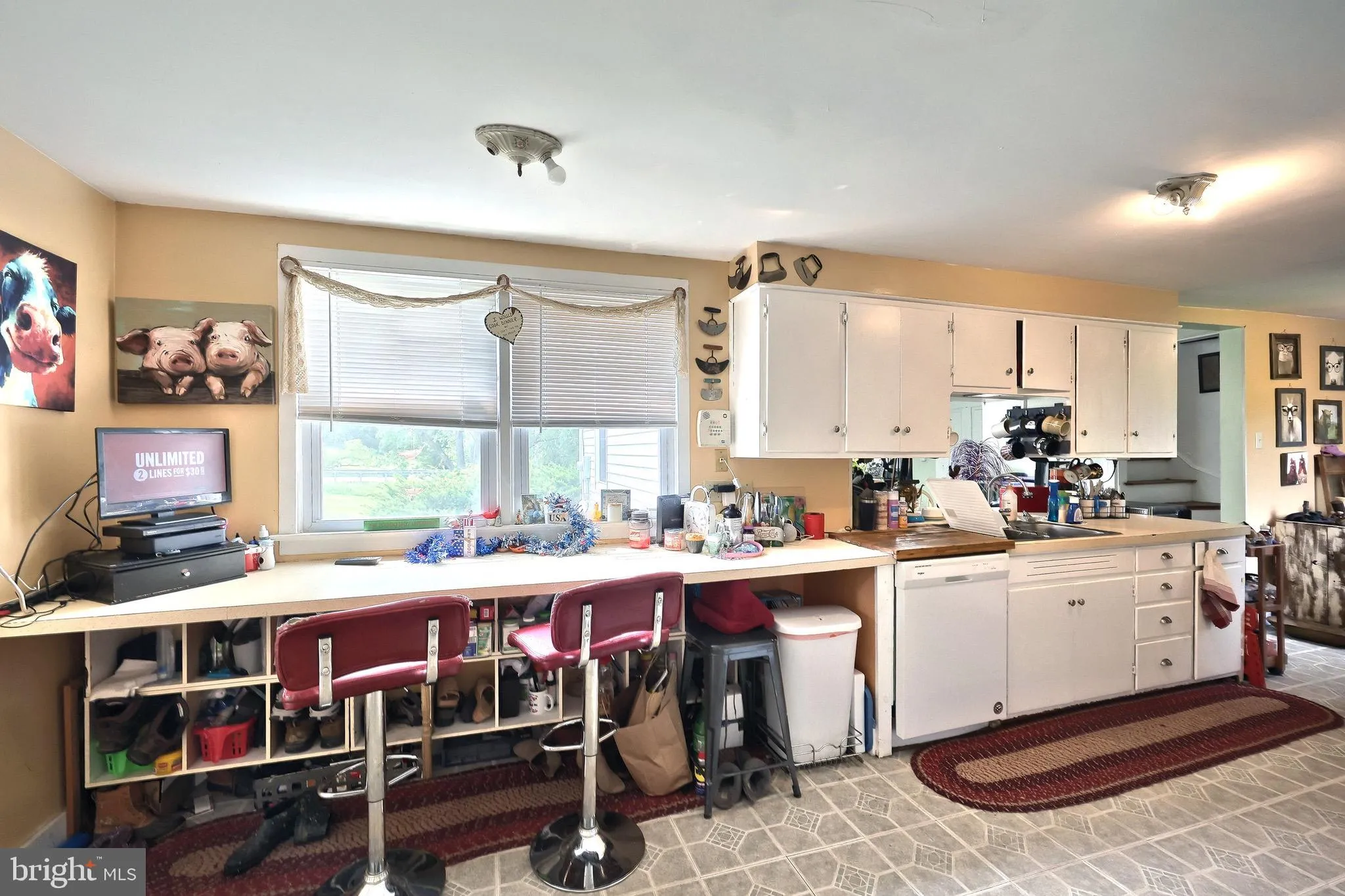 Windsor, Pennsylvania 17366, United States, 4 Bedrooms Bedrooms, ,2 BathroomsBathrooms,Residential,Active,146007