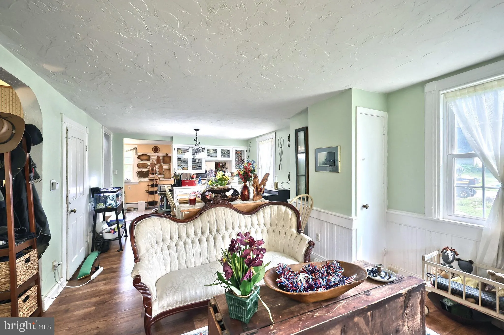 Windsor, Pennsylvania 17366, United States, 4 Bedrooms Bedrooms, ,2 BathroomsBathrooms,Residential,Active,146007