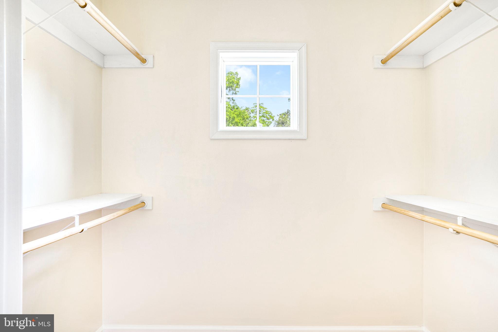 QUICKSBURG - Residential Lease