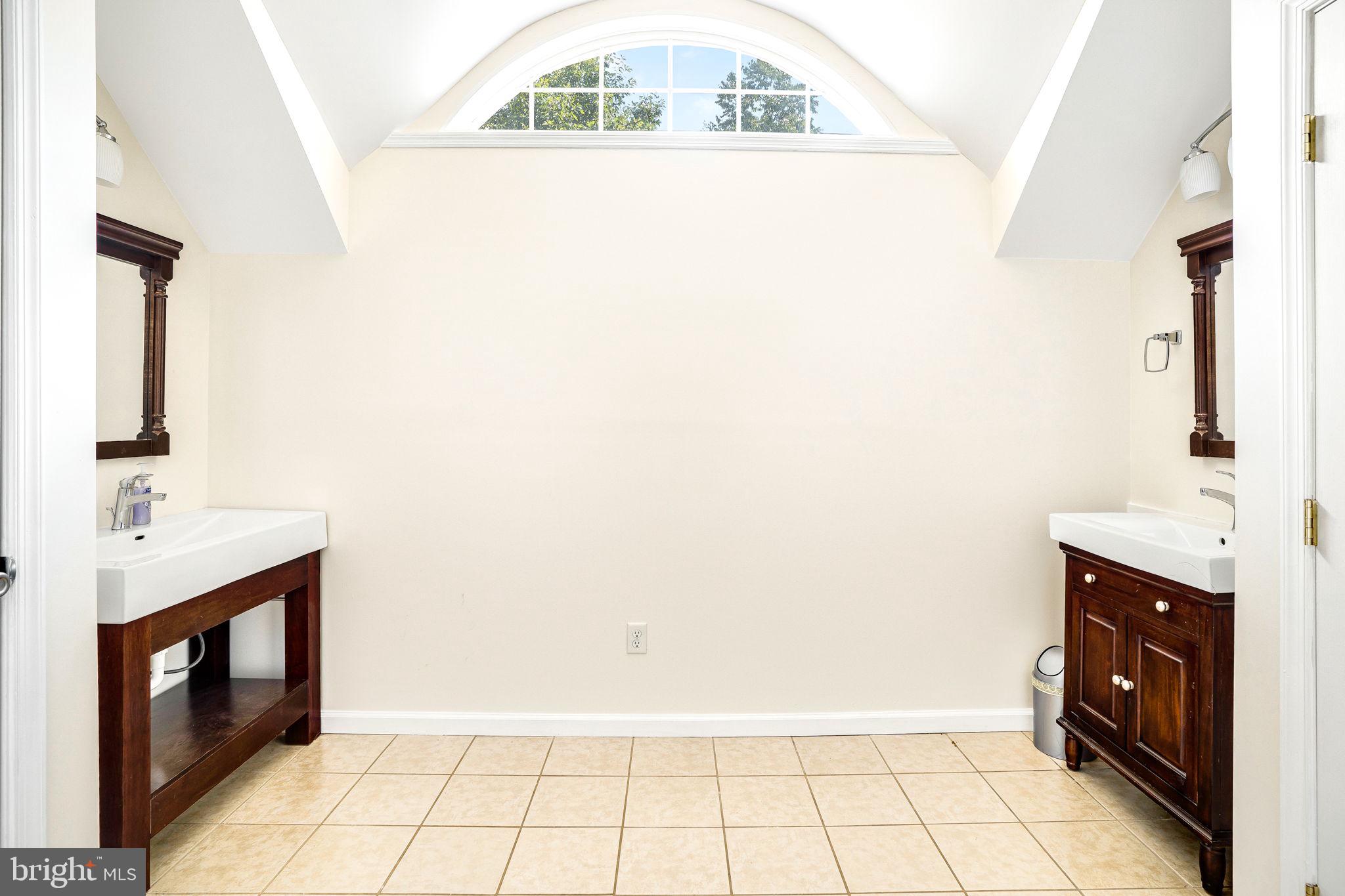 QUICKSBURG - Residential Lease