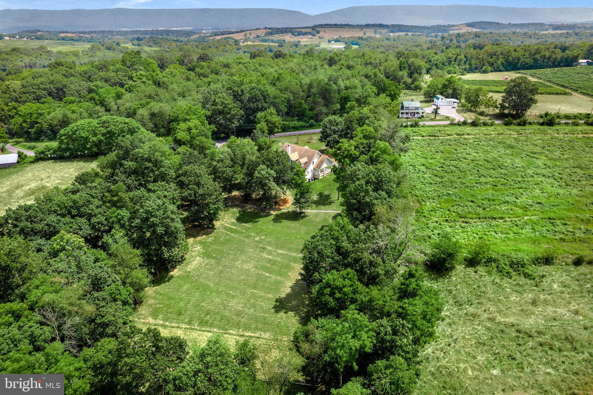 QUICKSBURG - Residential Lease