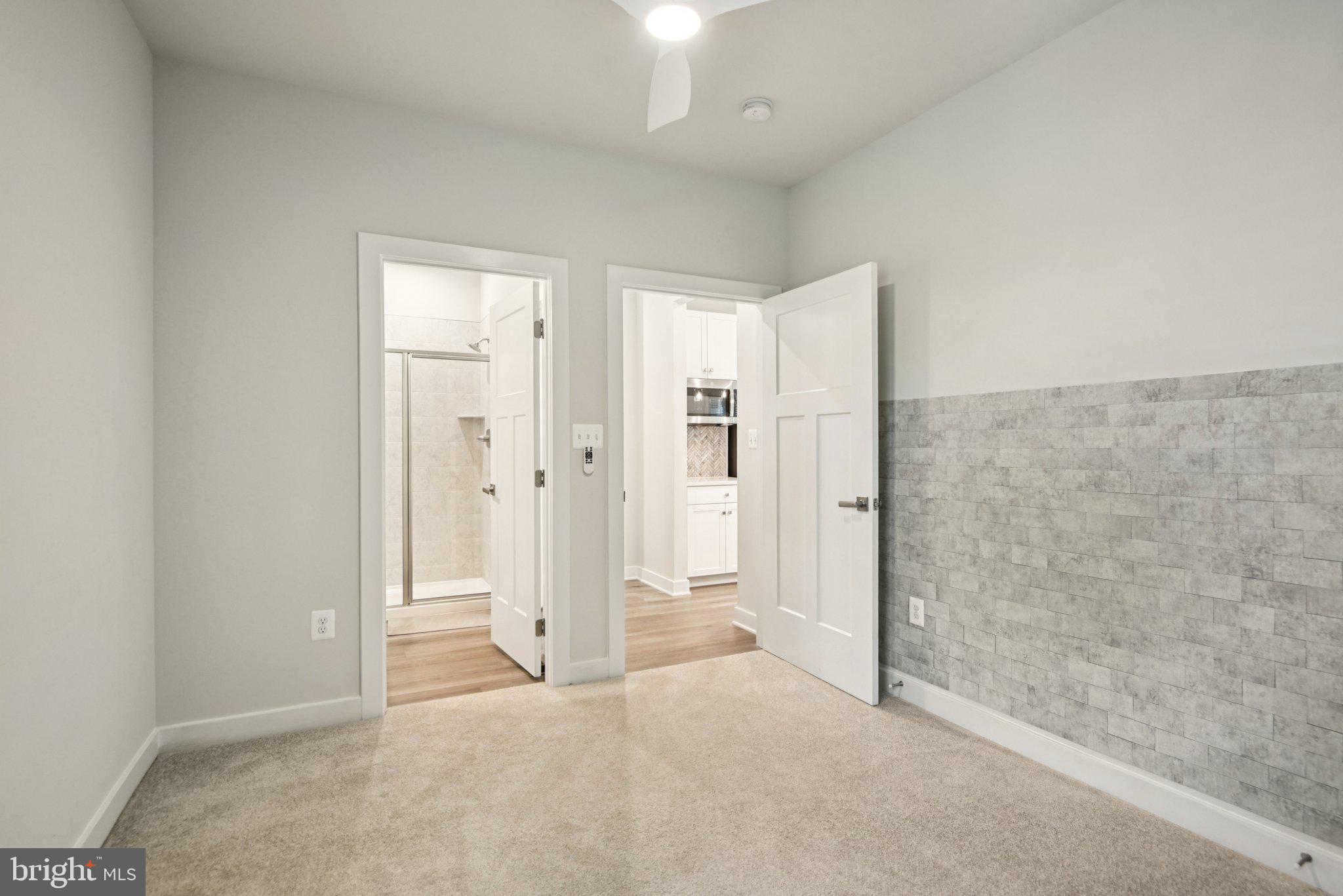 TIMOTHY BRANCH SINGLES - Residential