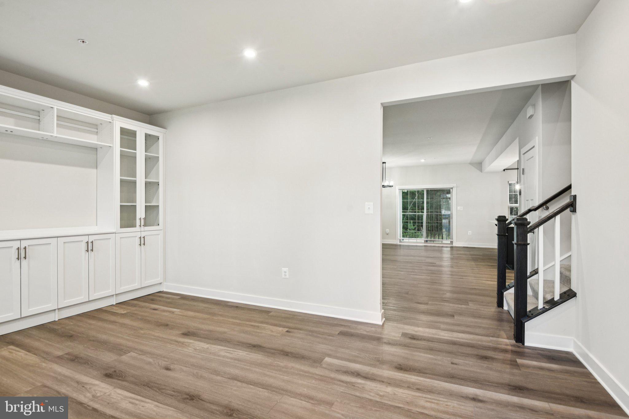 TIMOTHY BRANCH SINGLES - Residential