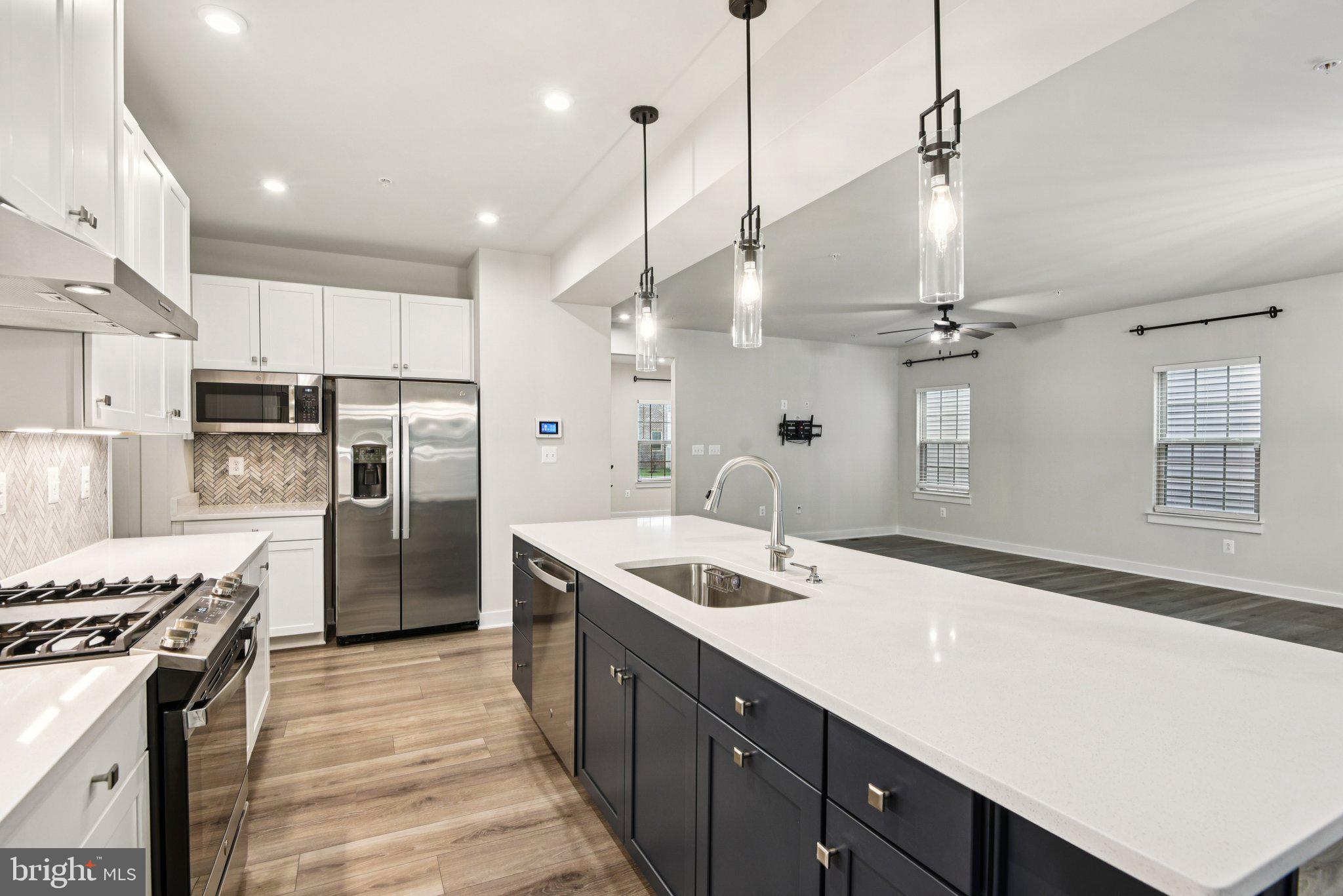 TIMOTHY BRANCH SINGLES - Residential