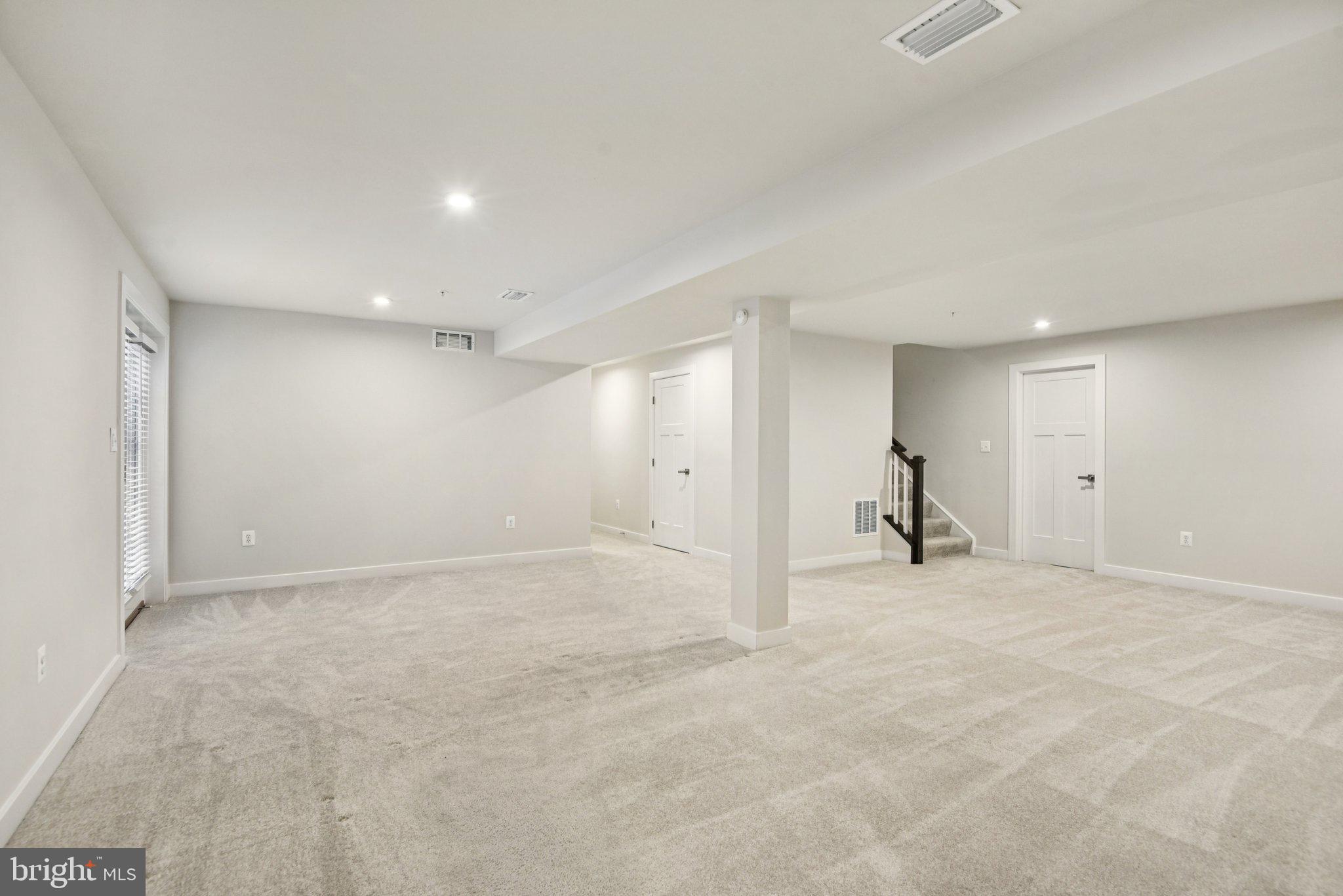 TIMOTHY BRANCH SINGLES - Residential