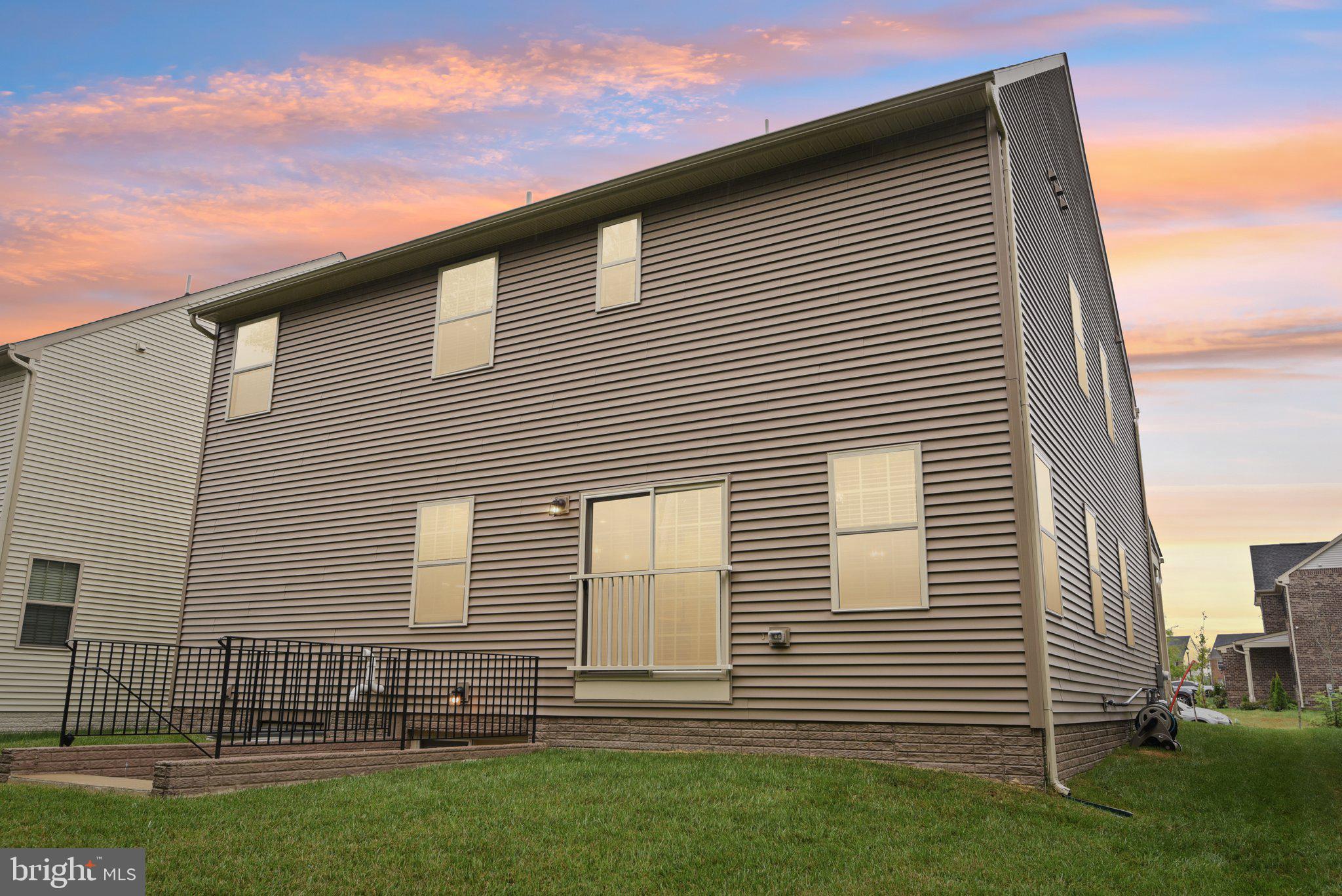 TIMOTHY BRANCH SINGLES - Residential